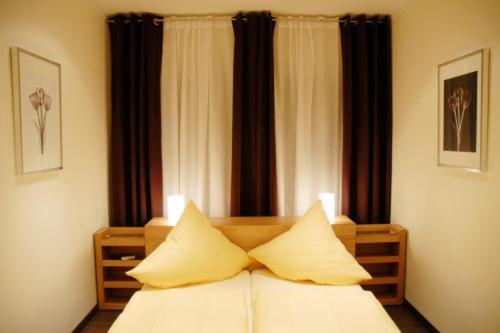 Double Room - Photo 7