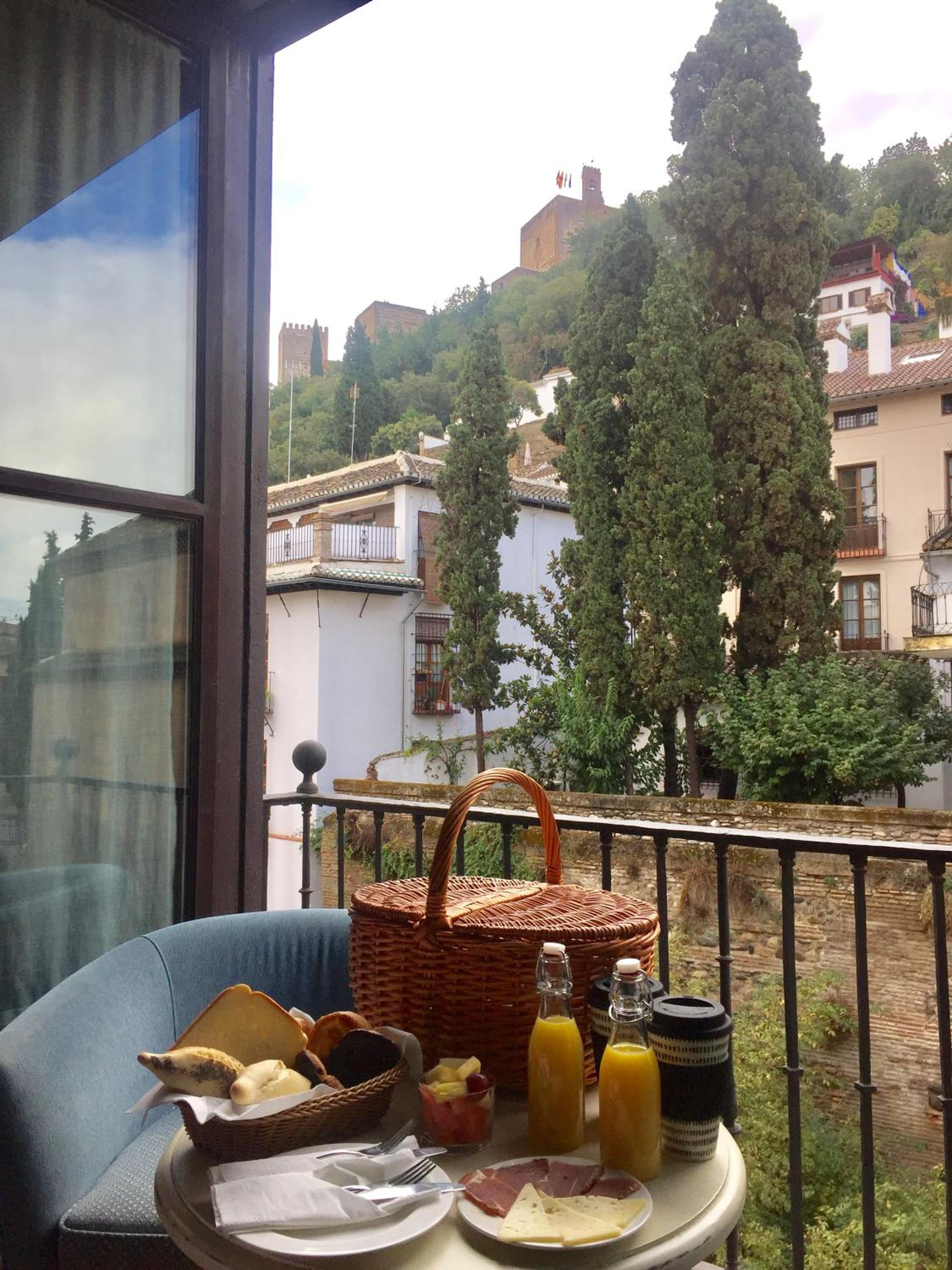 Junior Suite with Alhambra Views - Photo 8