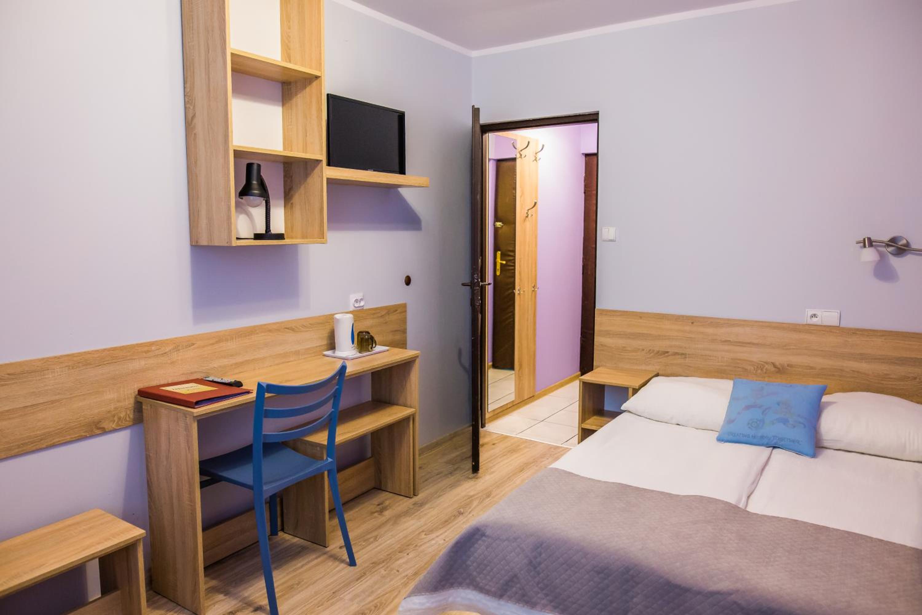 Double Room - Photo 16