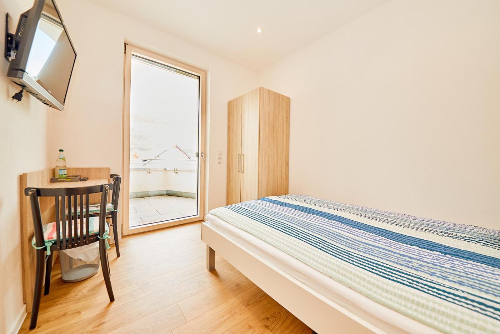 Single Room with Terrace photo 3