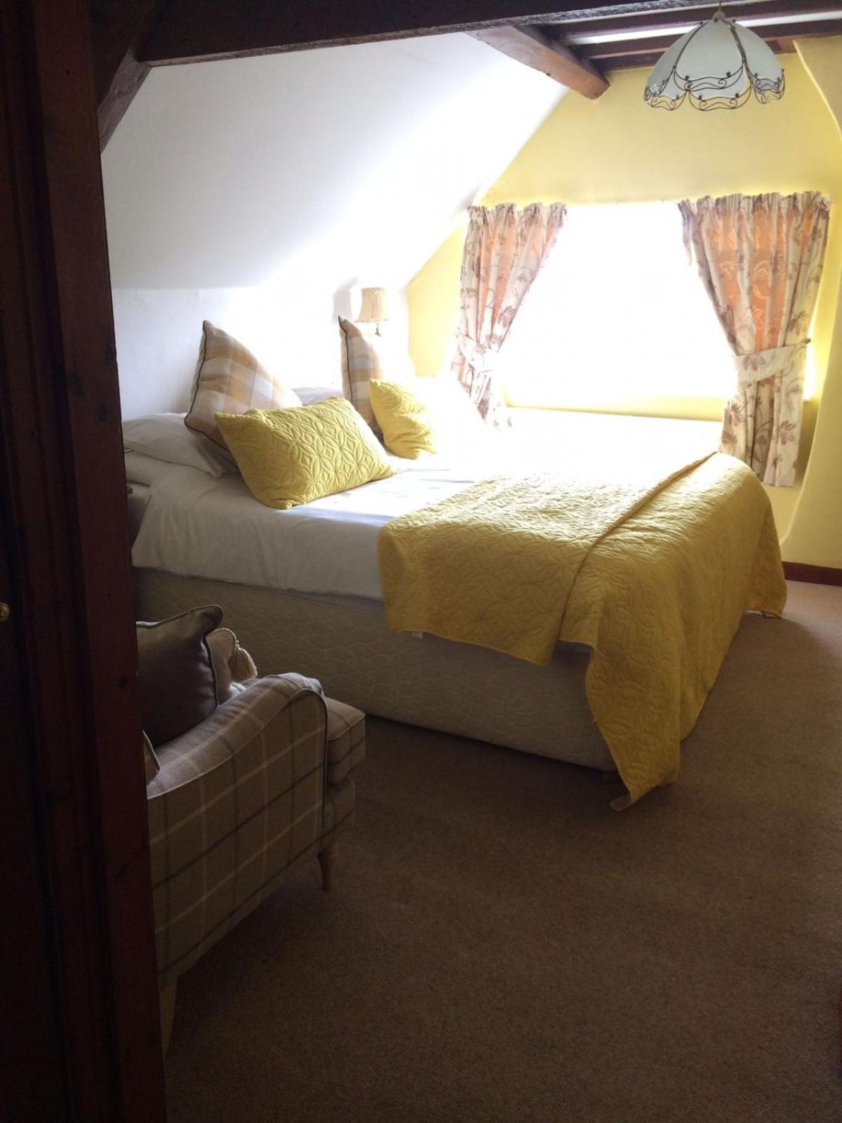 Superior King Room