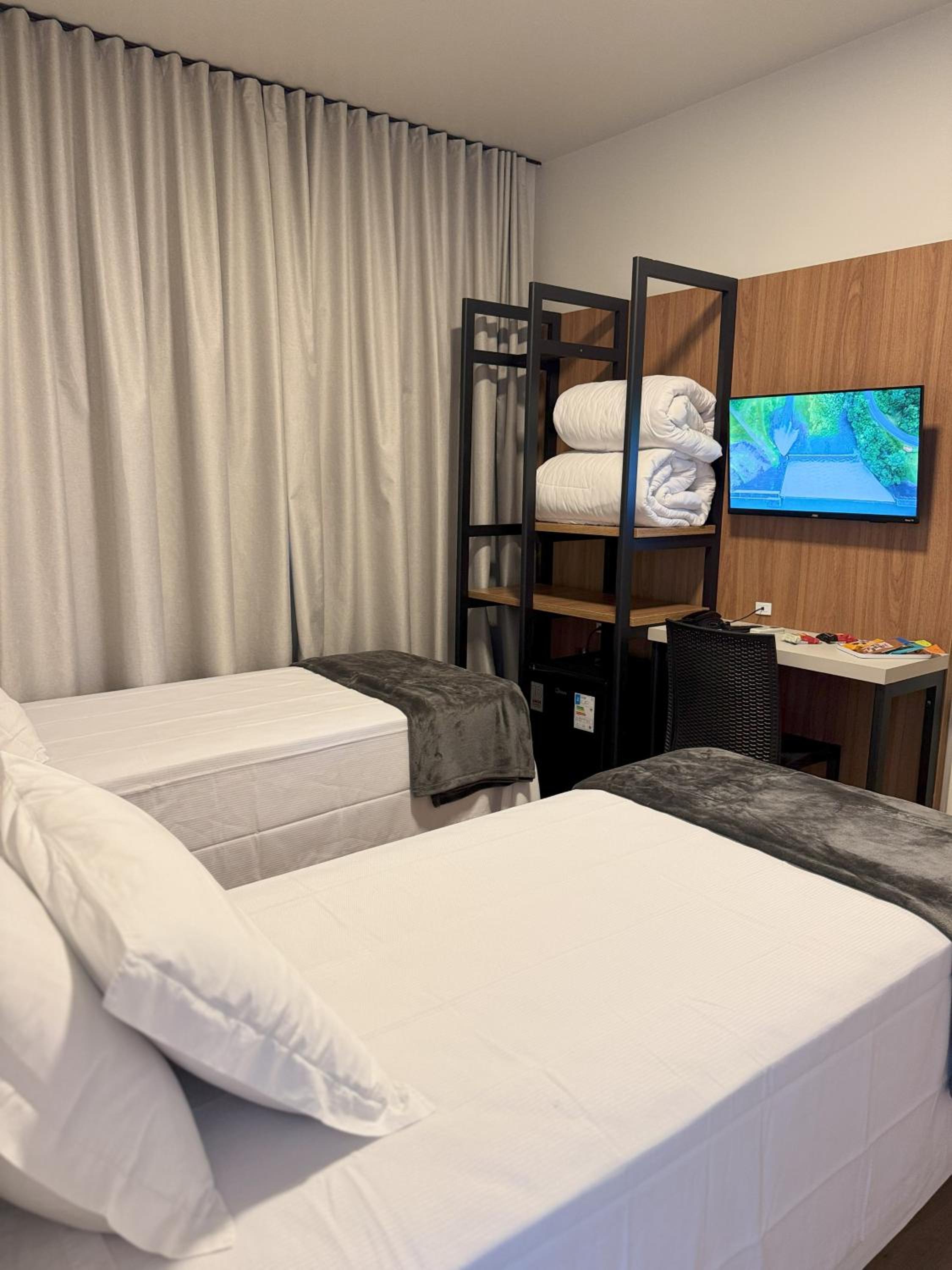 King Suite with Balcony photo 2