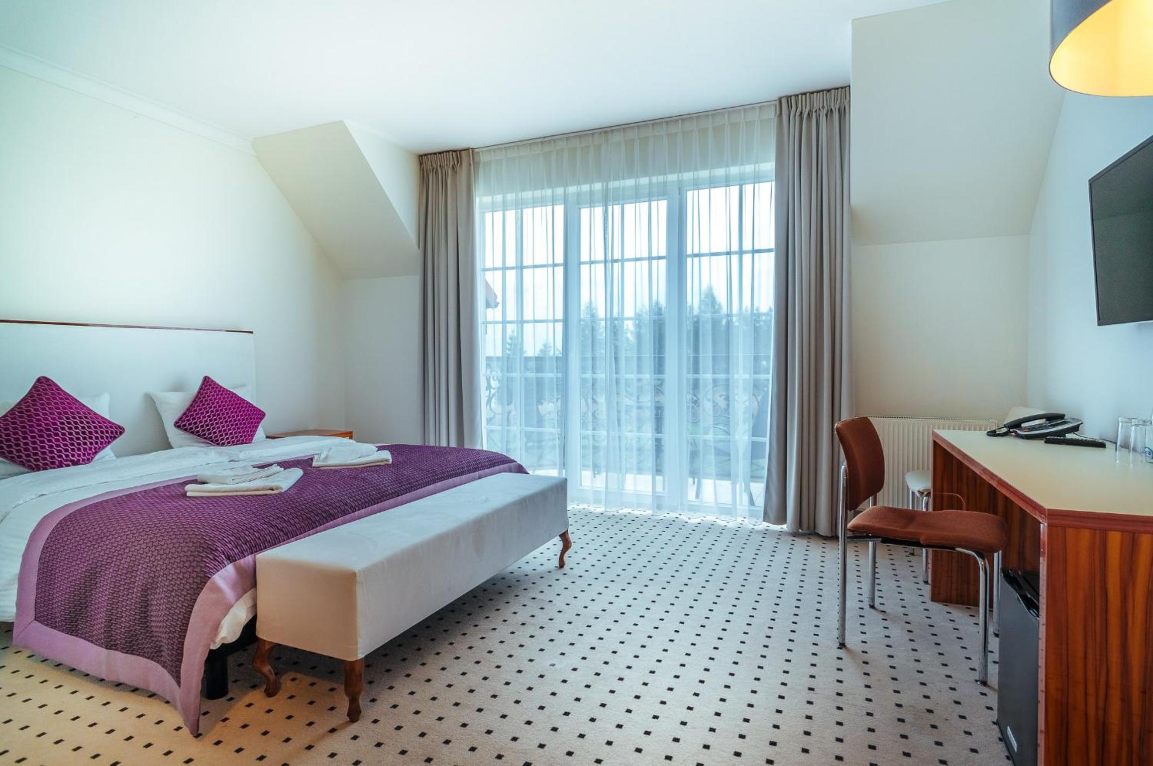 Deluxe Double Room photo 2