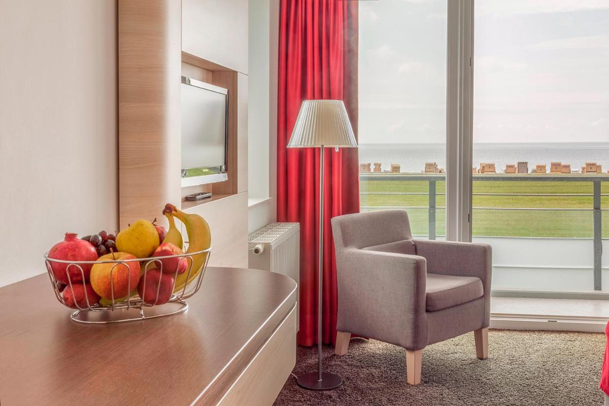Double Room with Balcony and Sea View photo 1