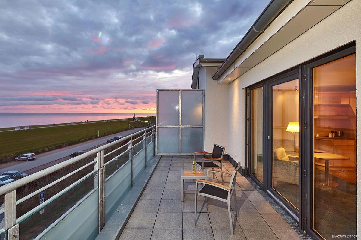 Deluxe Double Room with Balcony and Sea View photo 2
