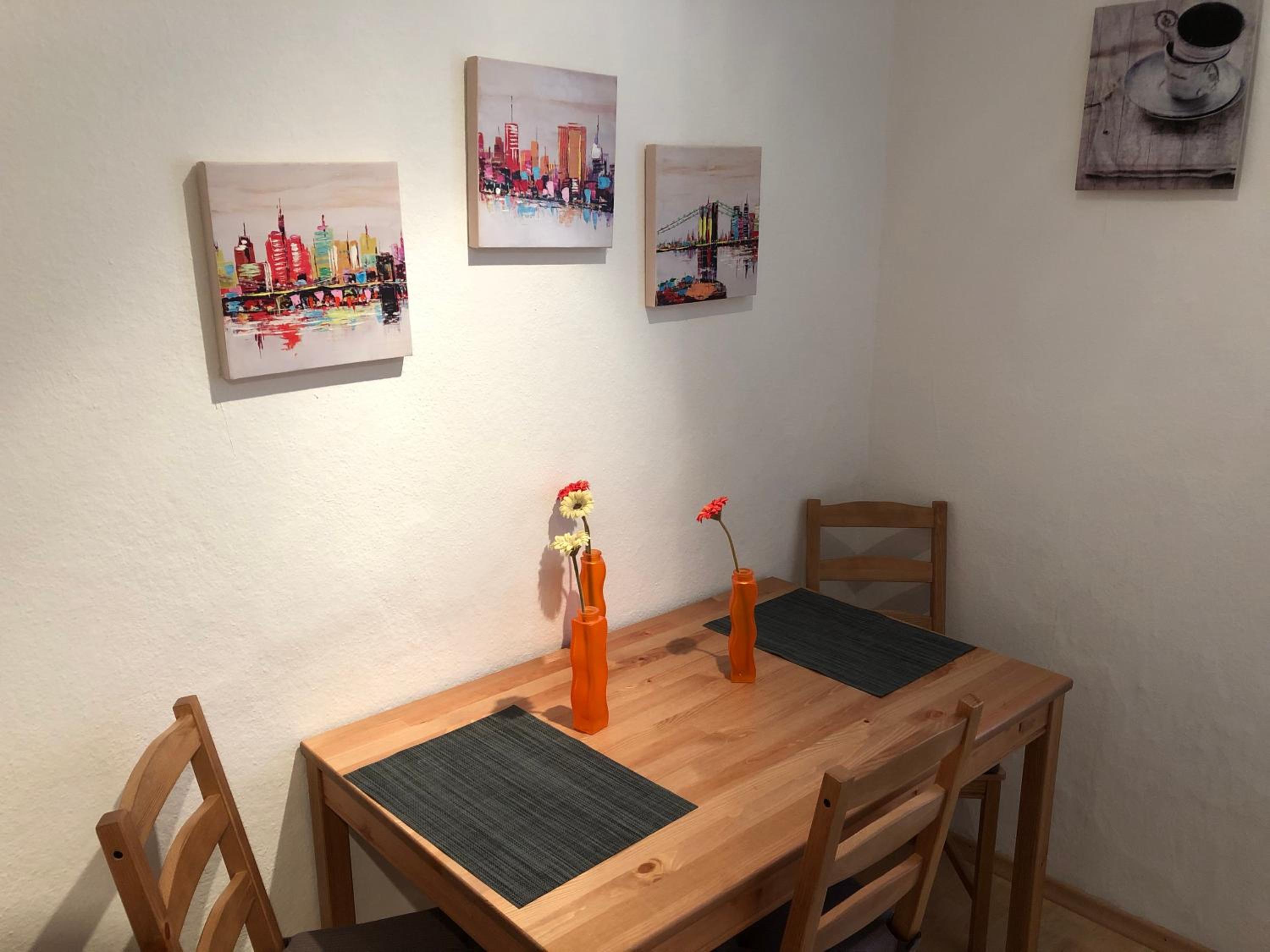 Studio Apartment - Photo 8