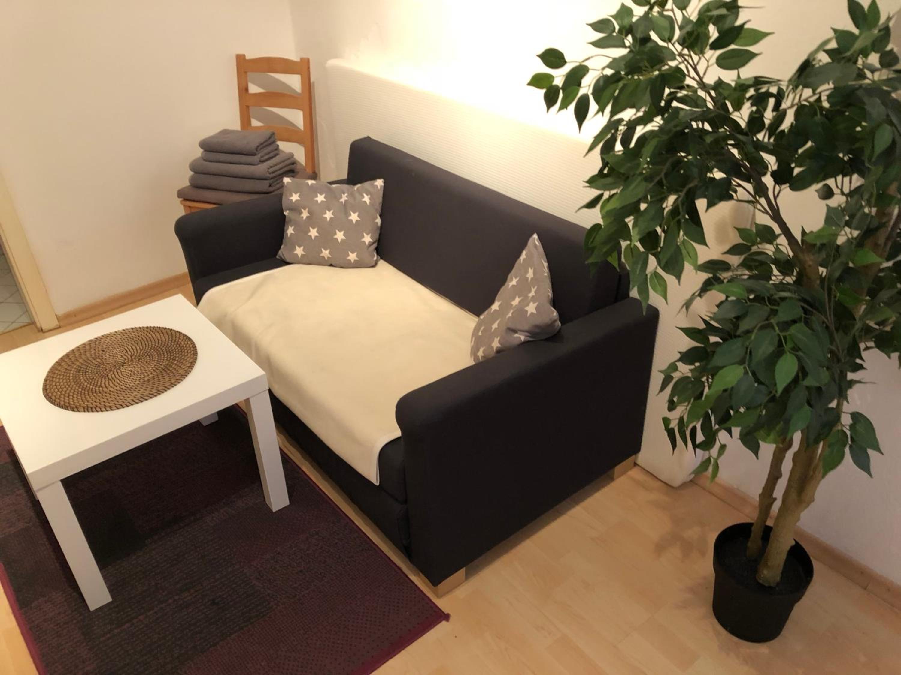 Studio Apartment - Photo 10