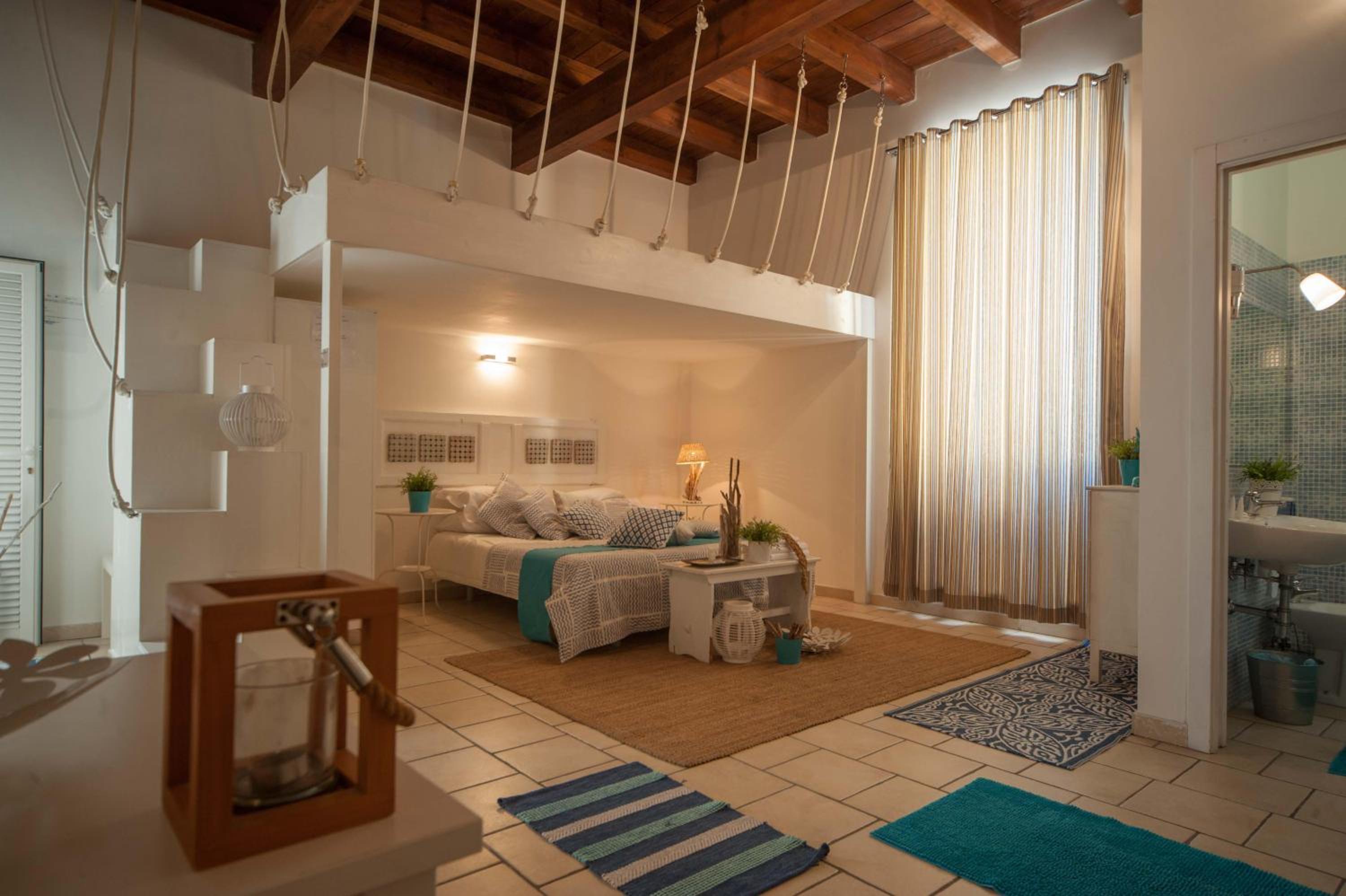 Large Double Room photo 1