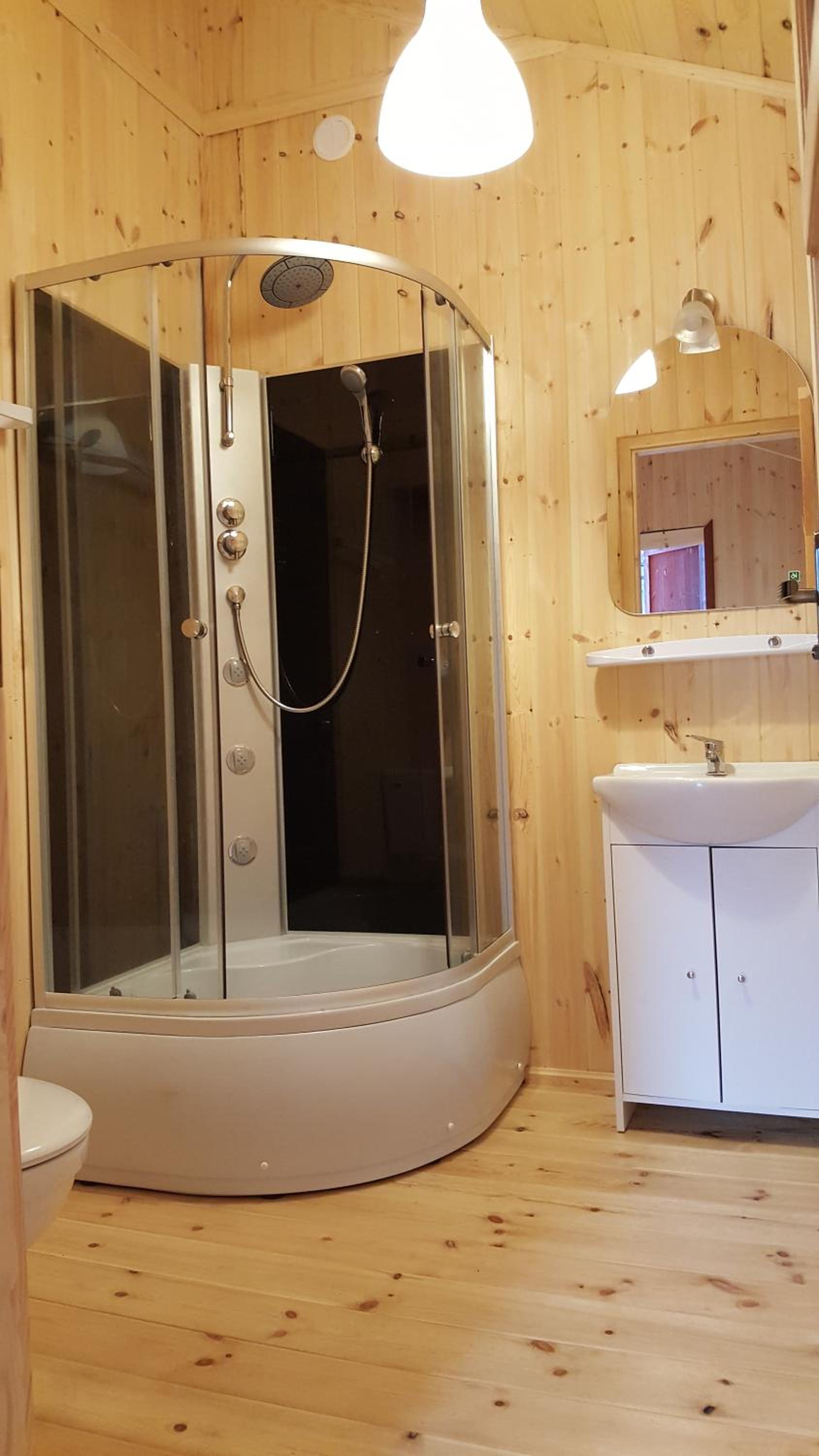 One-Bedroom House - Photo 3