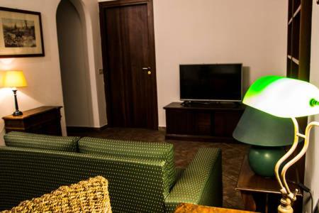 Two-Bedroom Apartment - Photo 9