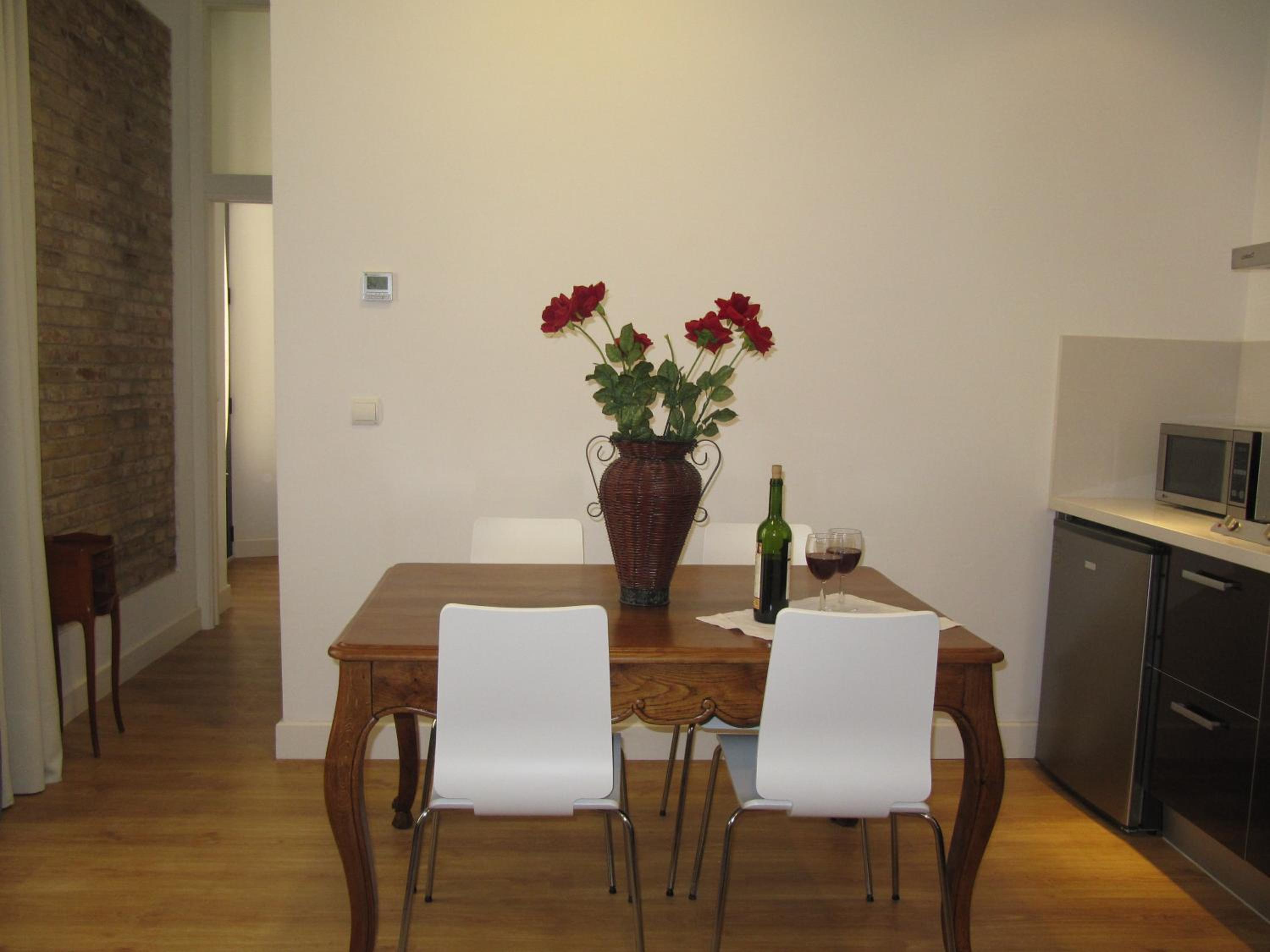 One-Bedroom Apartment (2 - 4 Adults) - Photo 40
