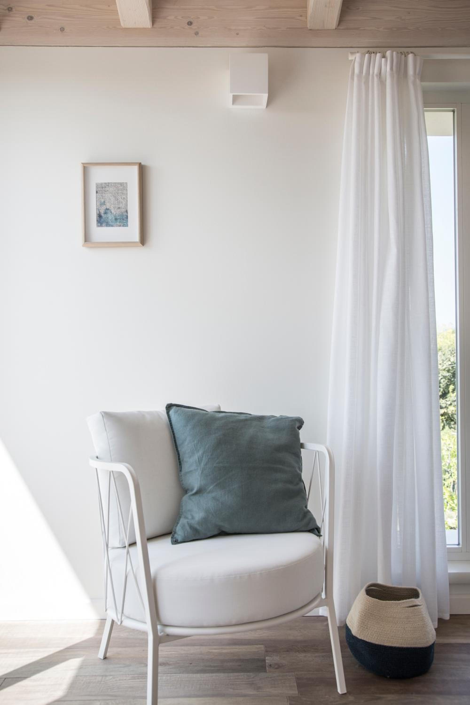 Junior Suite with Terrace and Lake View photo 2