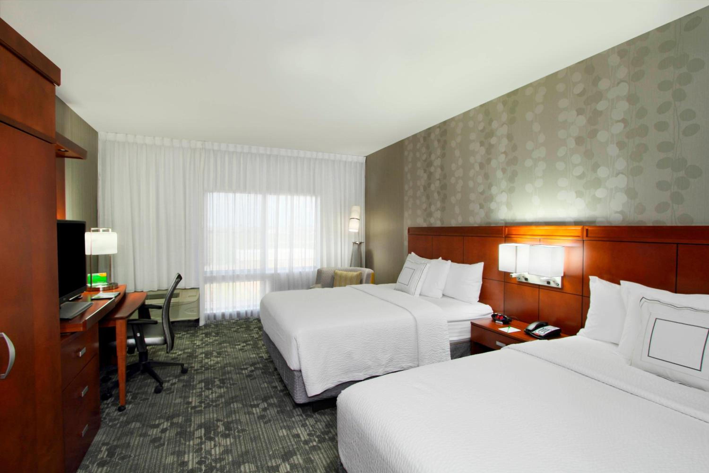 Courtyard by Marriott Victoria