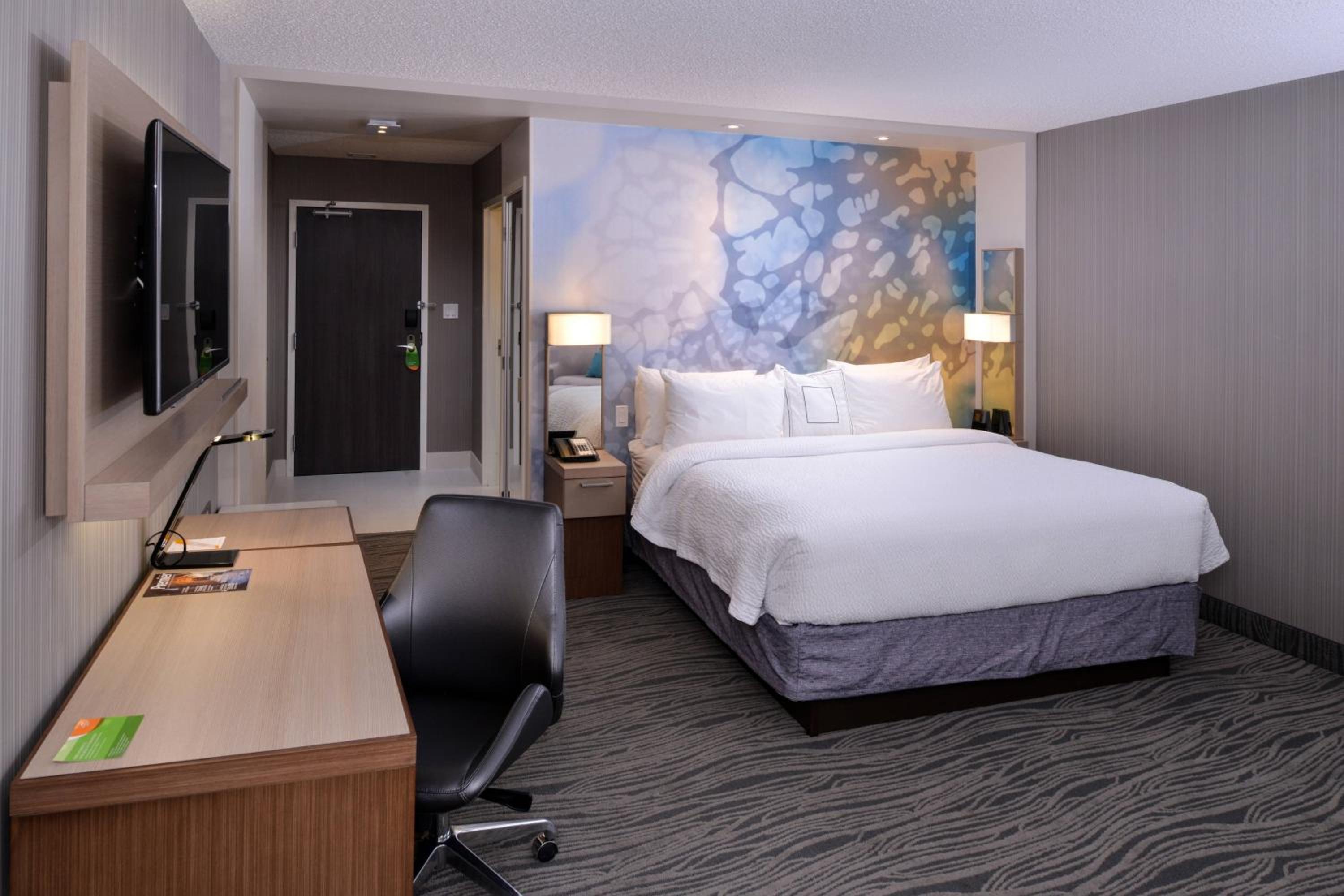 King Room with Sofa Bed
