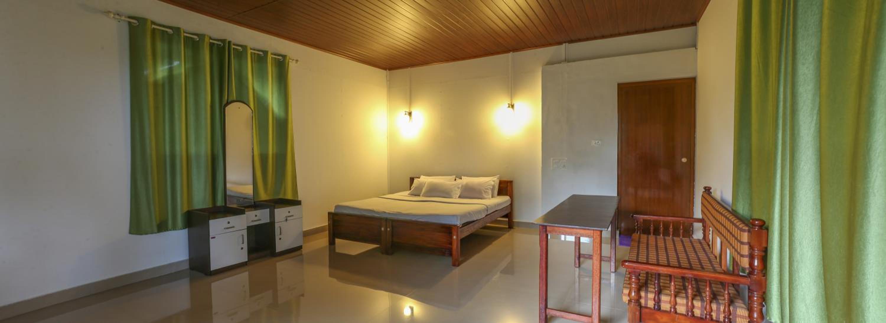 Homestay Room - Upstairs Room	 photo 1