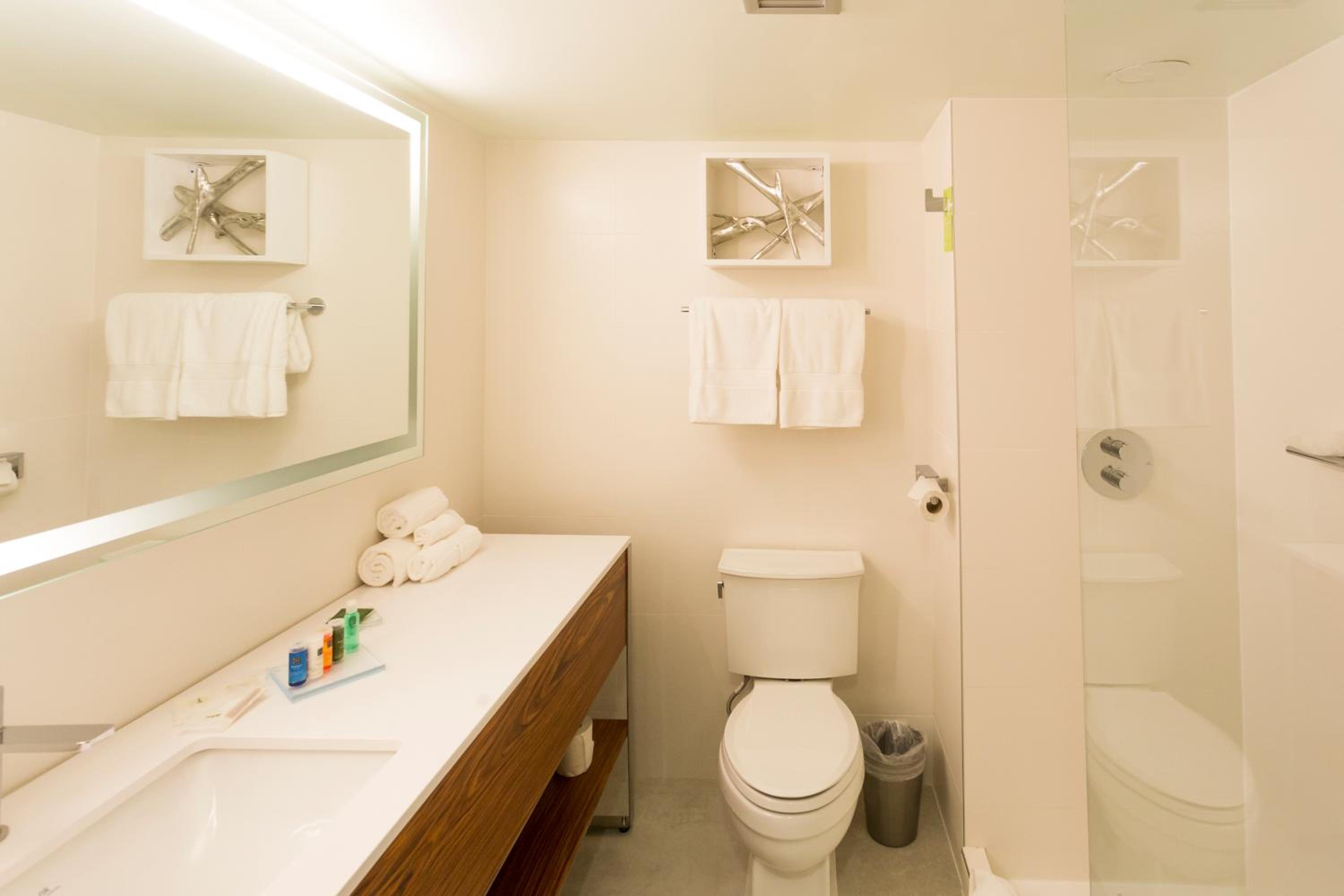 Double Room With Two Double Beds - Photo 6