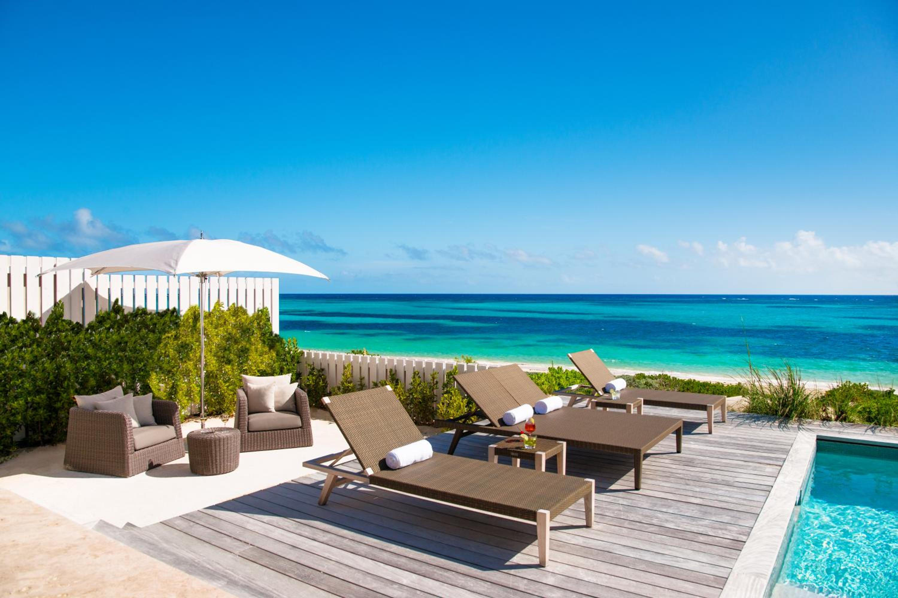 Four Bedroom Beachfront Villa photo 2