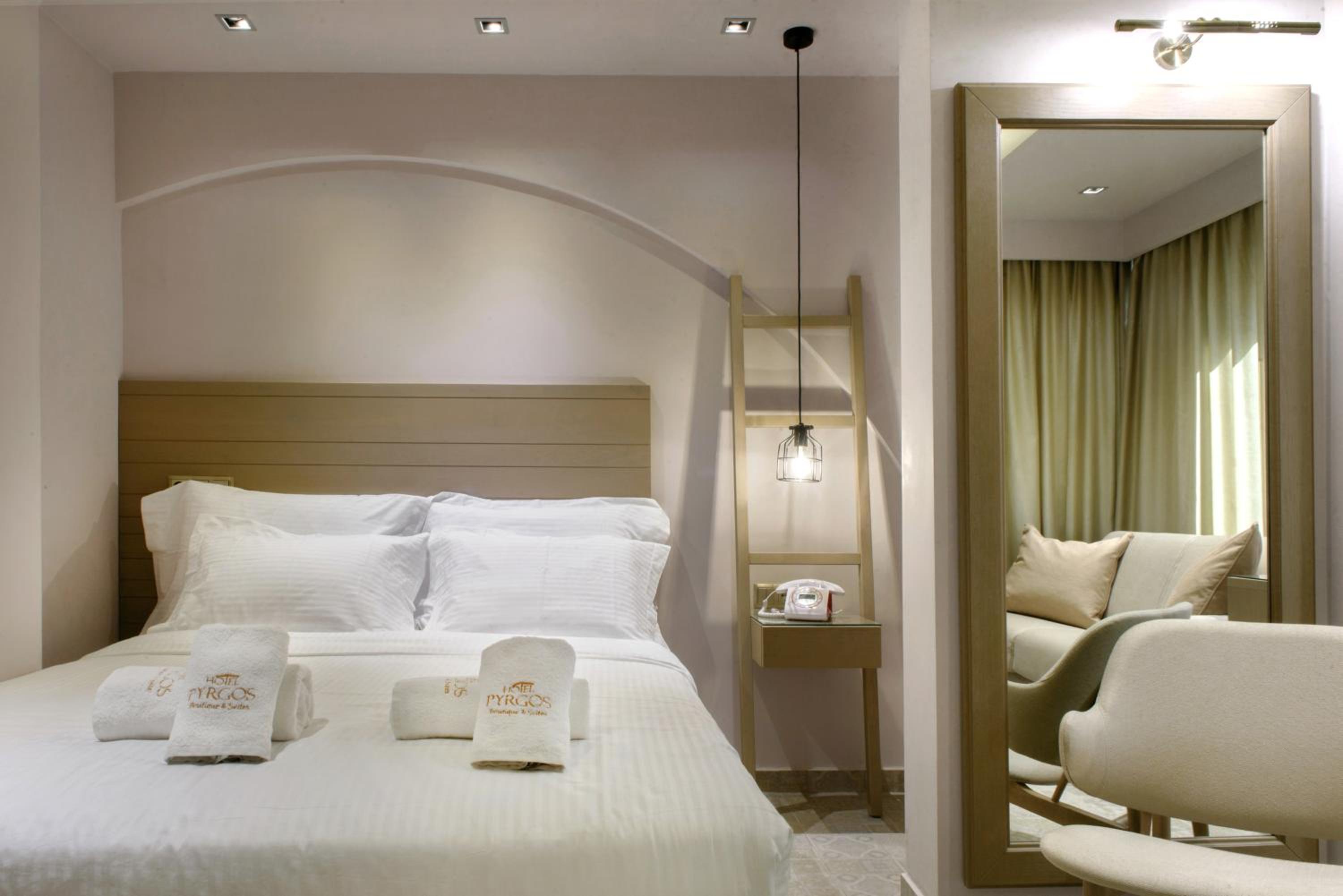 Deluxe Junior Suite photo 1