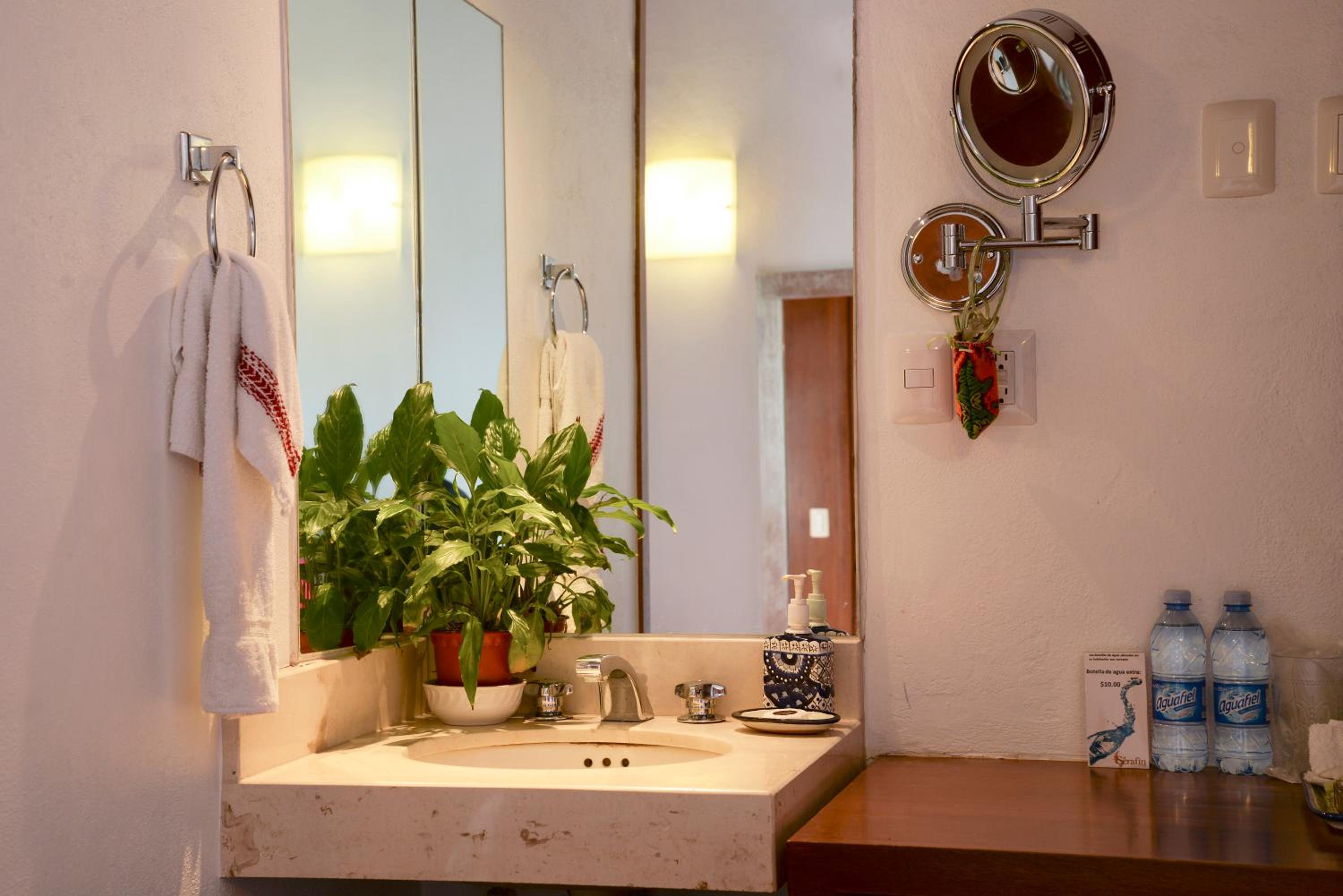 Small Double Room - Photo 2