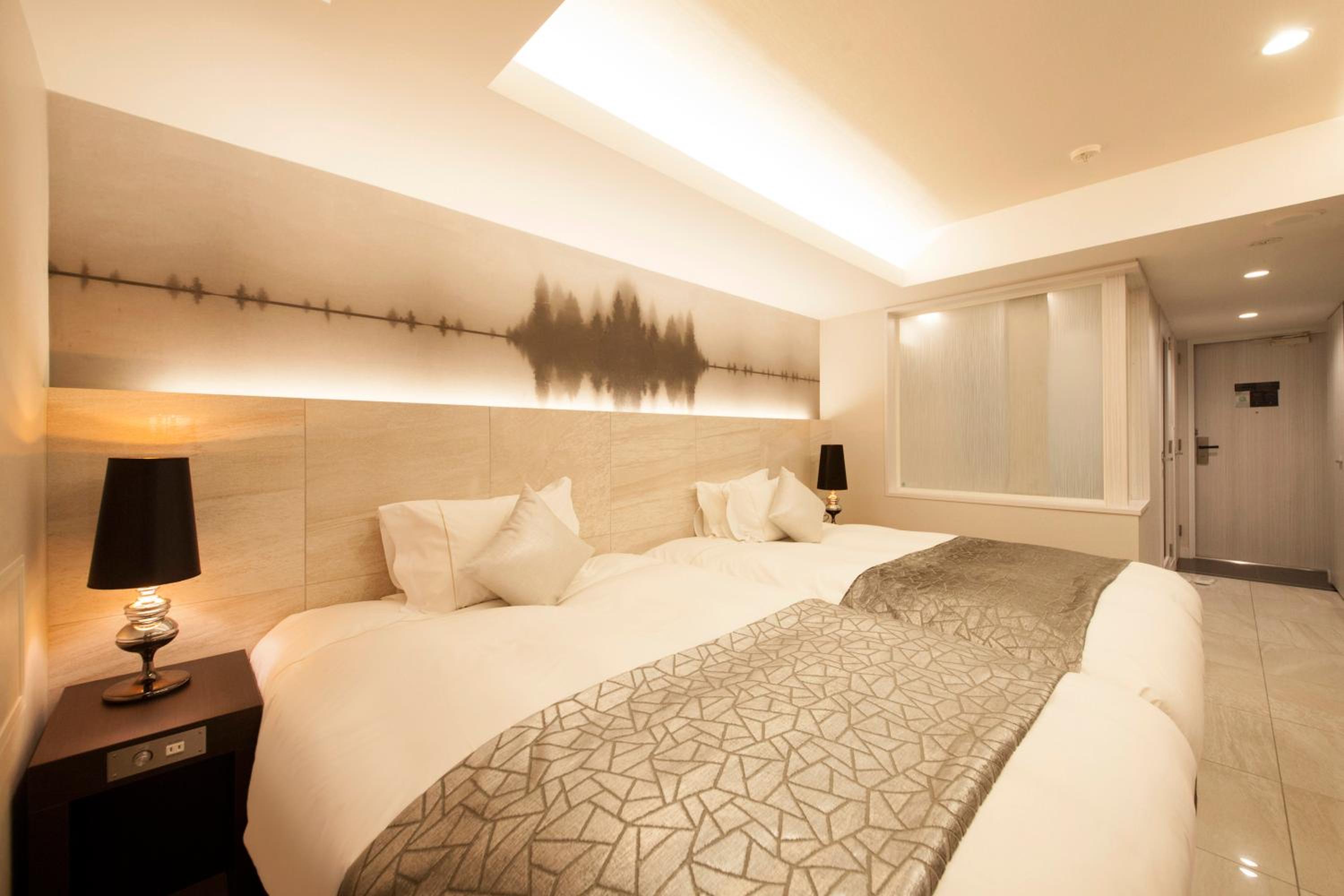 Standard Twin Room photo 2