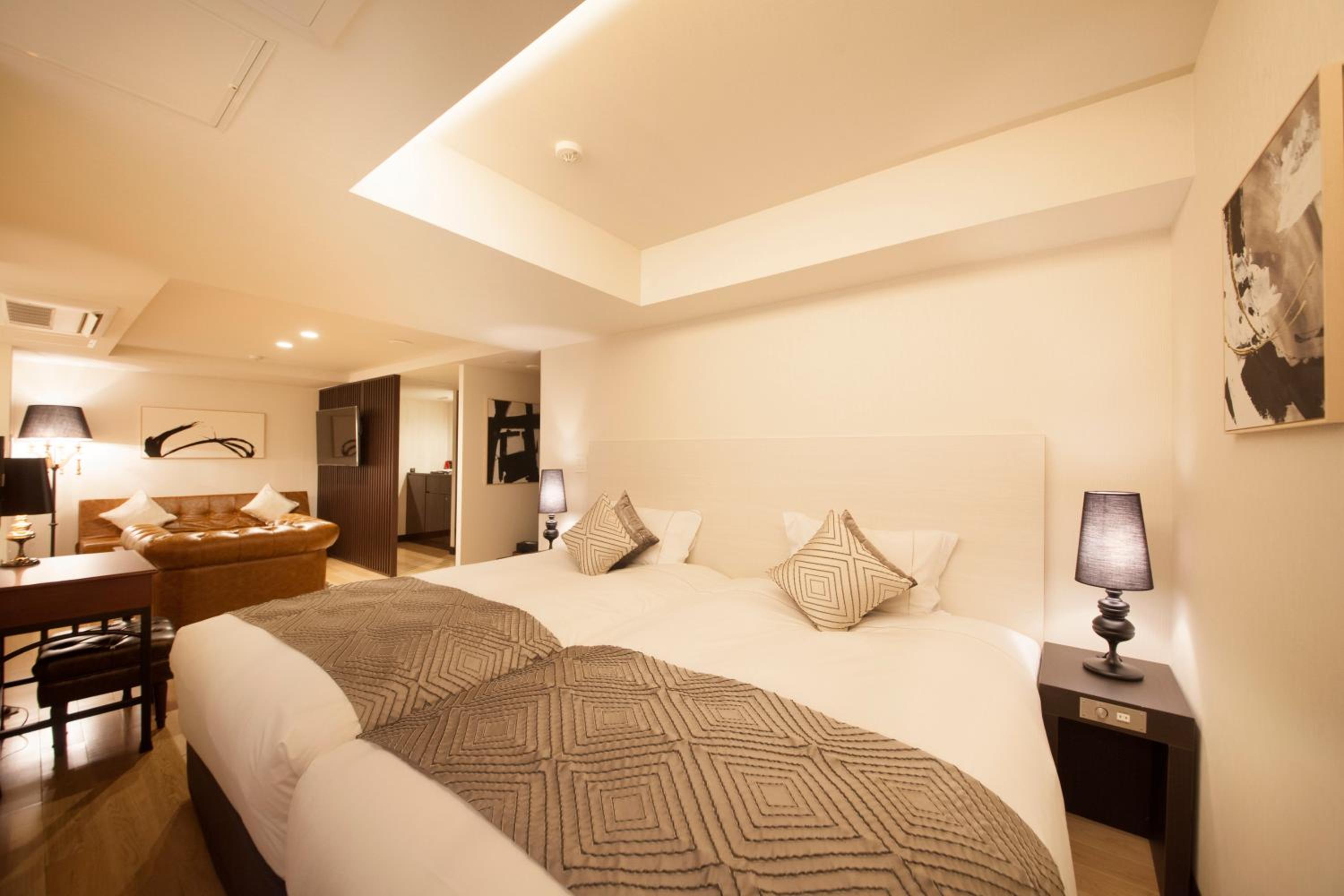 Executive Twin Room - Non-Smoking - No Daily Cleaning photo 3