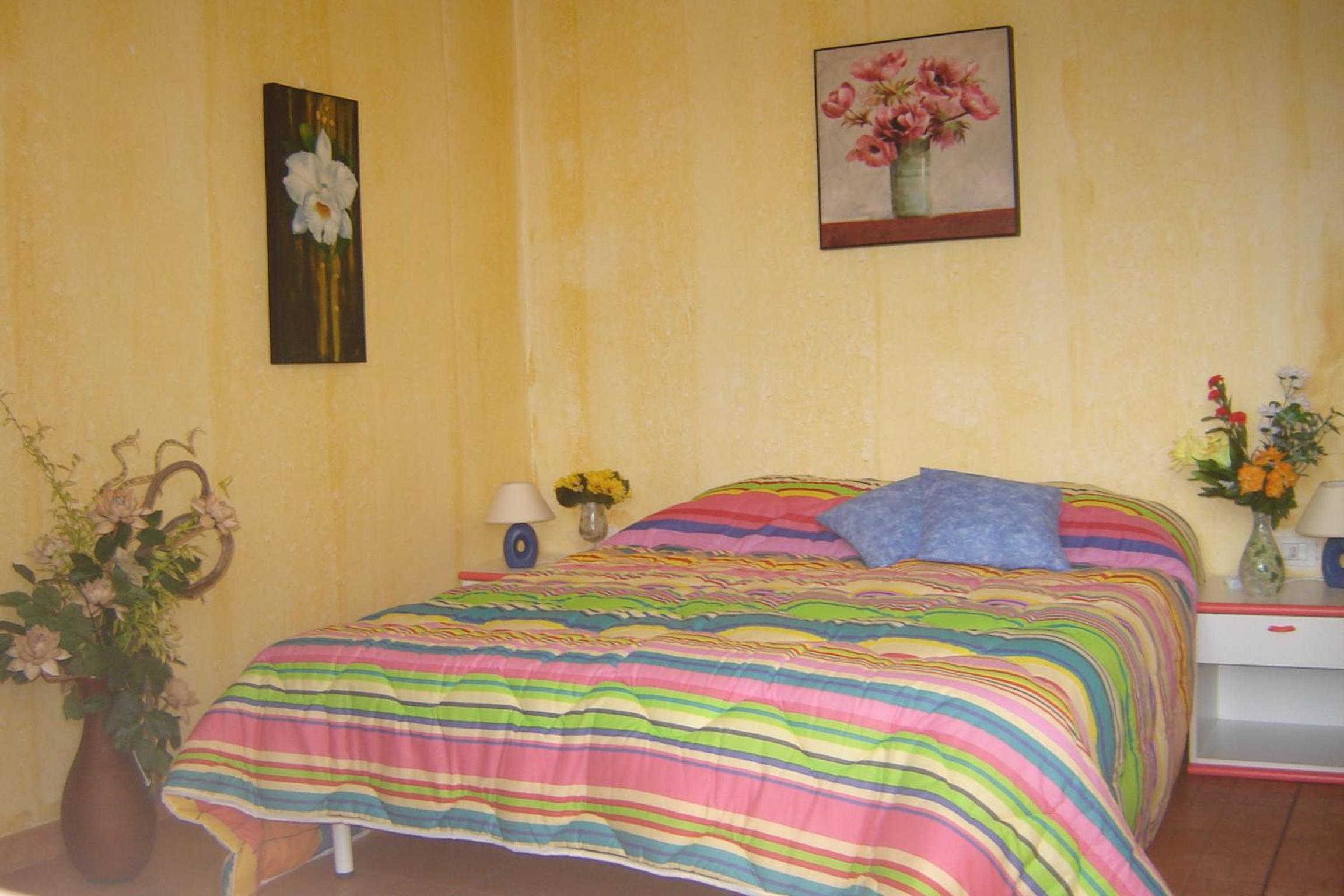 Twin Room with Private Bathroom photo 1