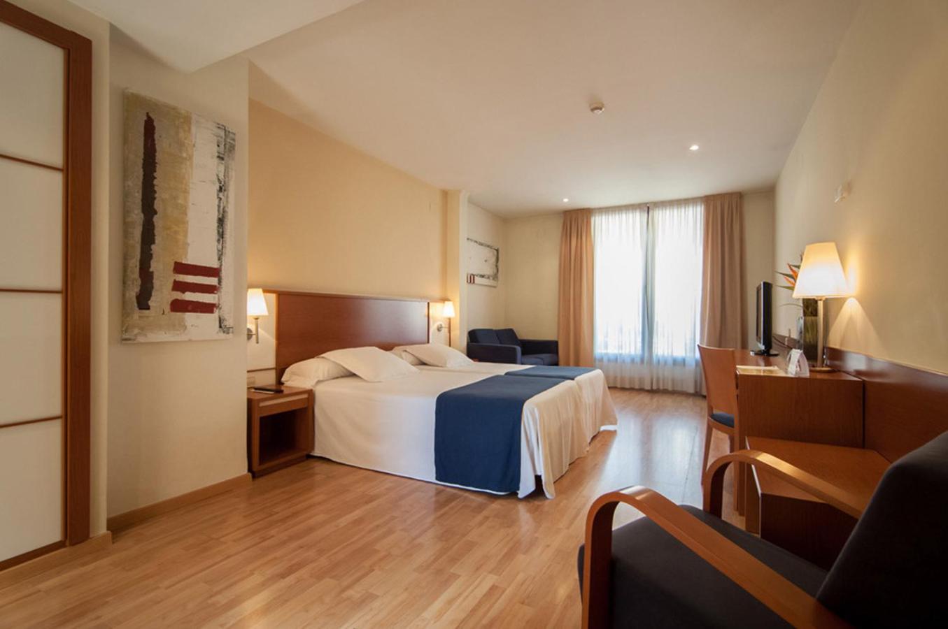 Habitación Doble Deluxe con Terraza (2 Adultos)