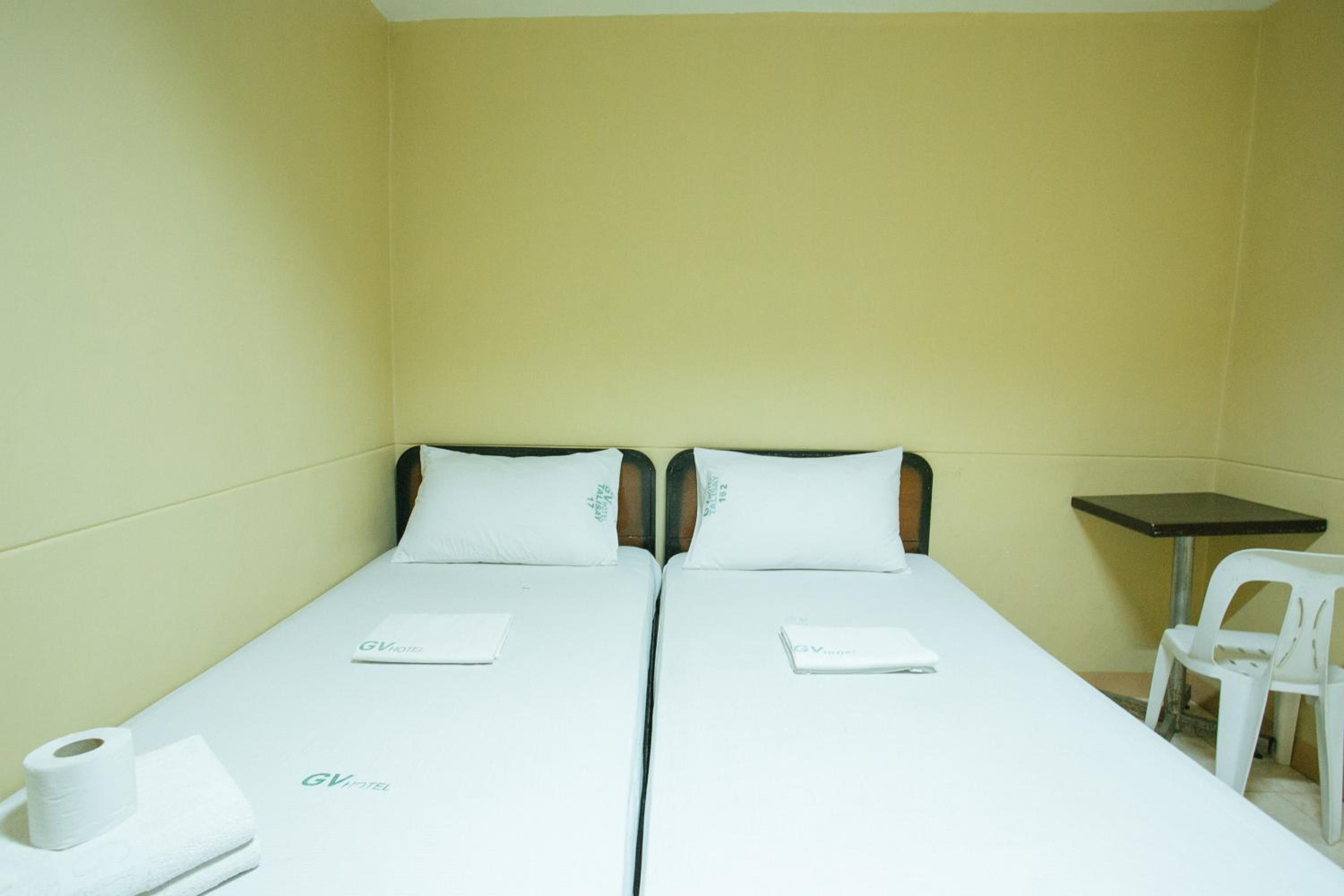 Standard Twin Room photo 1