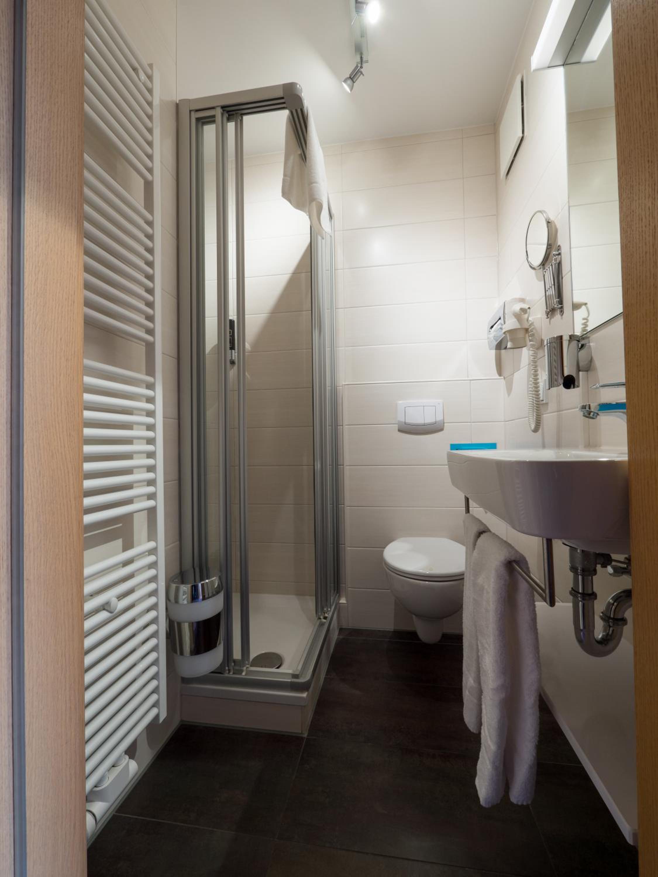 Double Room - Photo 4