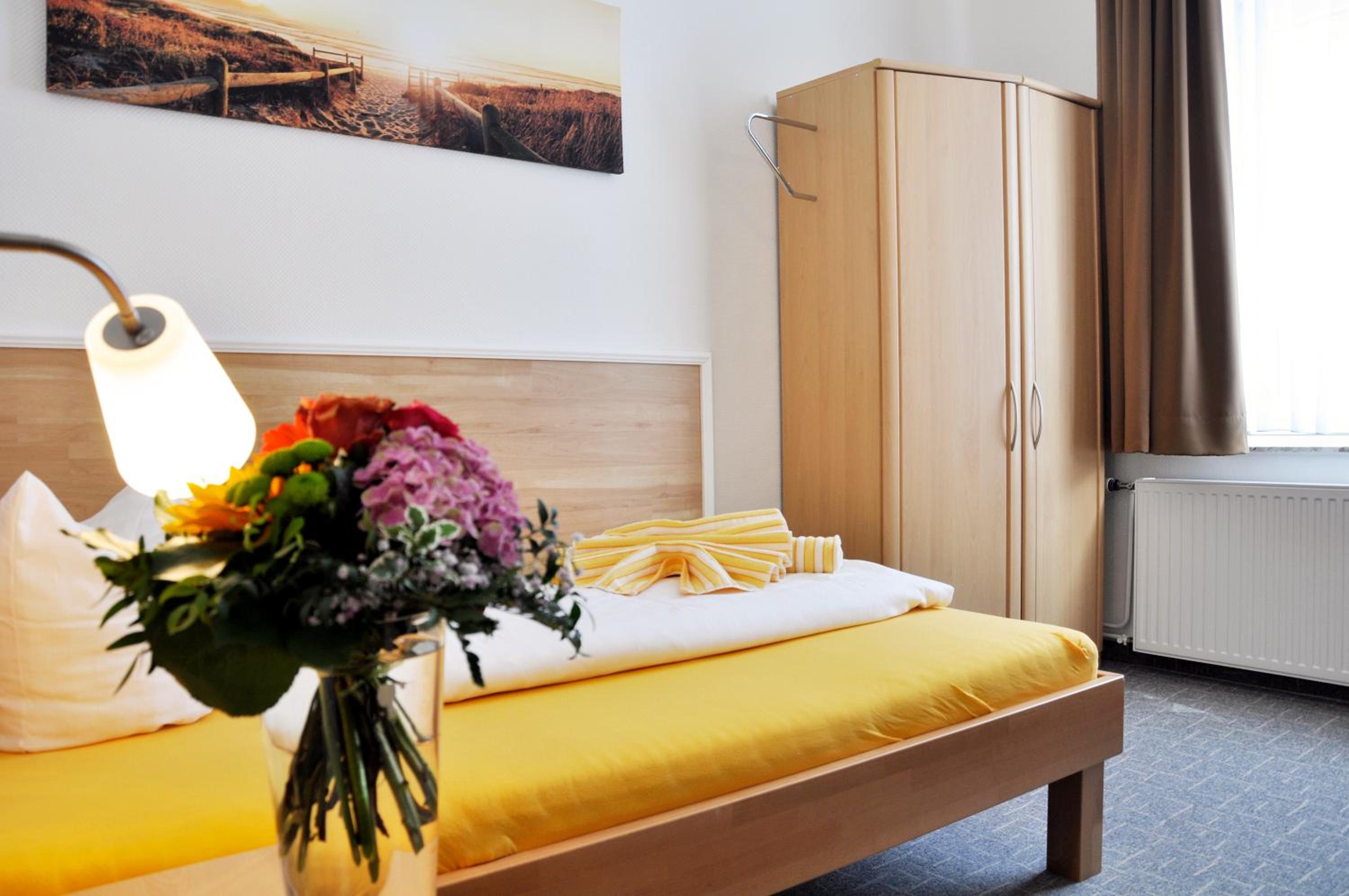 Large Single Room