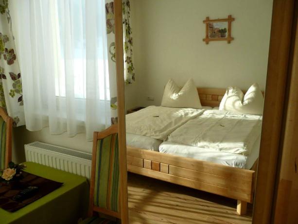 One-Bedroom Apartment with Balcony and Terrace - Photo 1