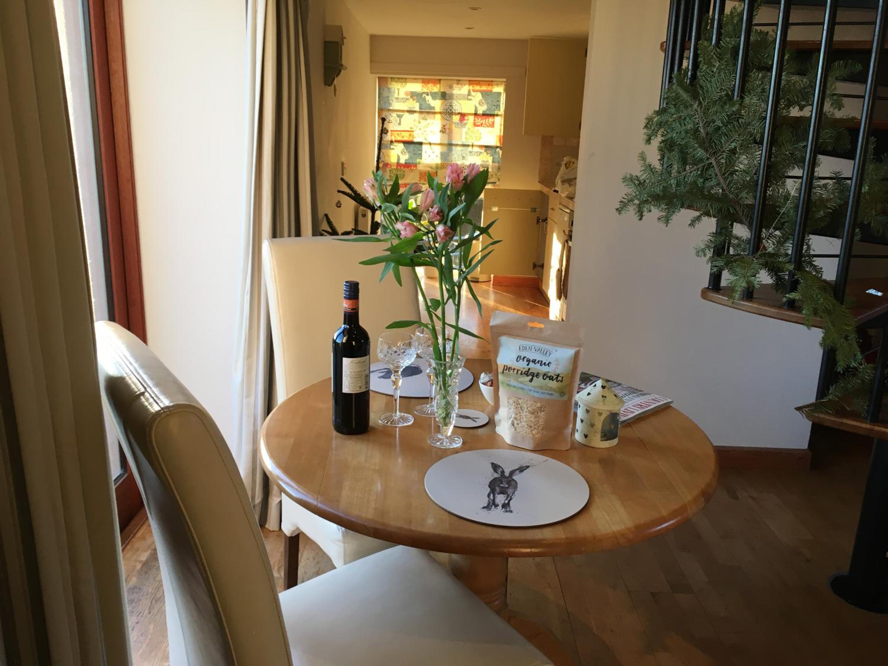 One-Bedroom House - Photo 23