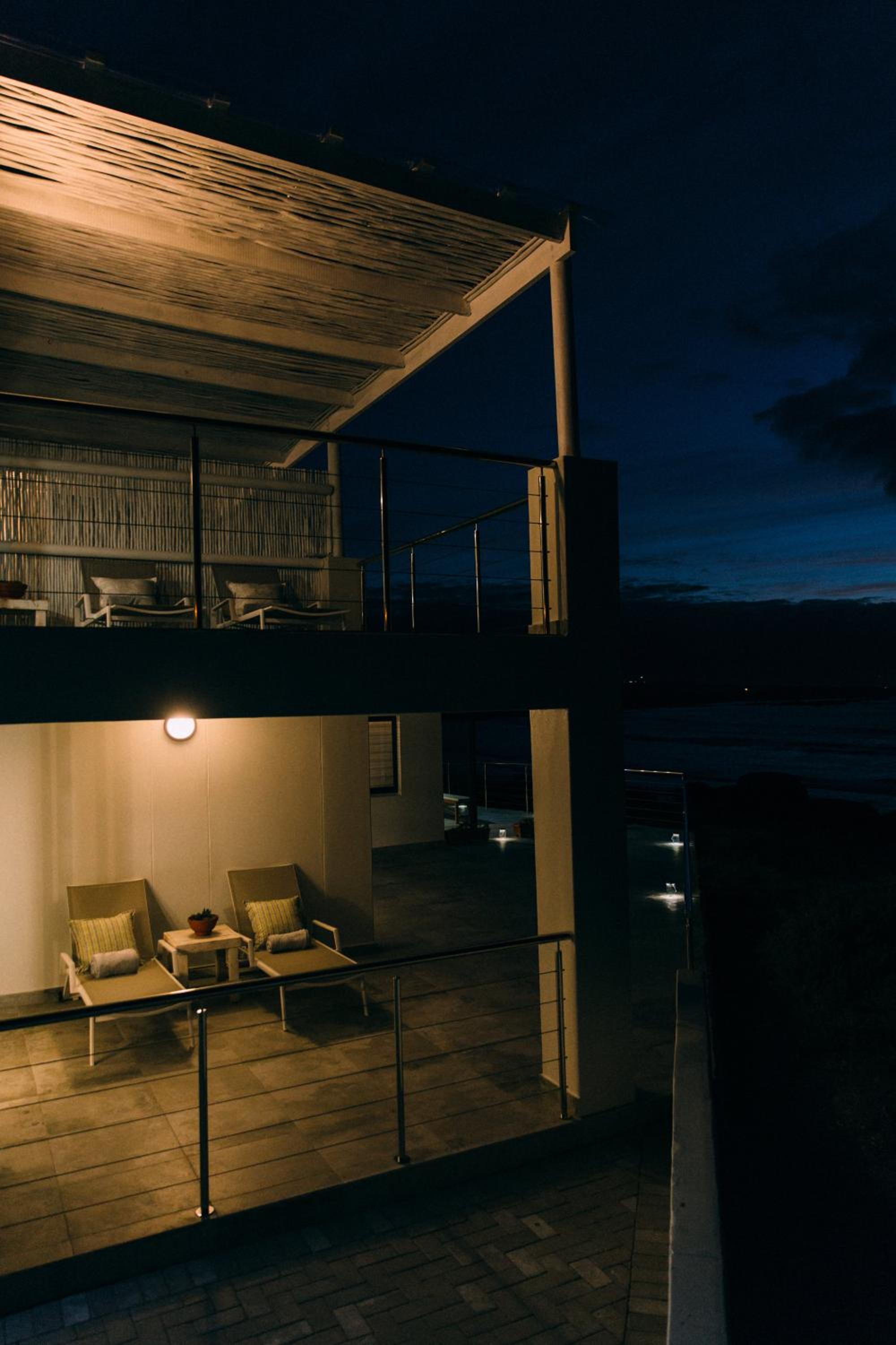 Deluxe Double Room with Balcony and Sea View photo 3
