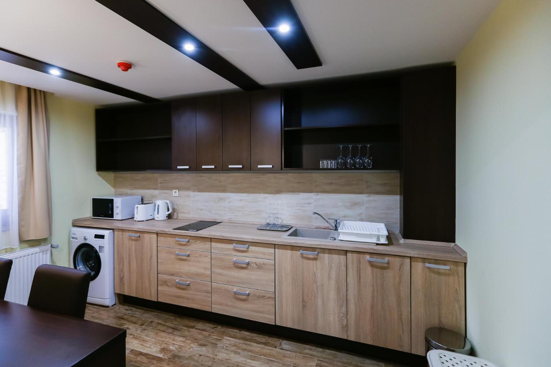 Apartment - Photo 11