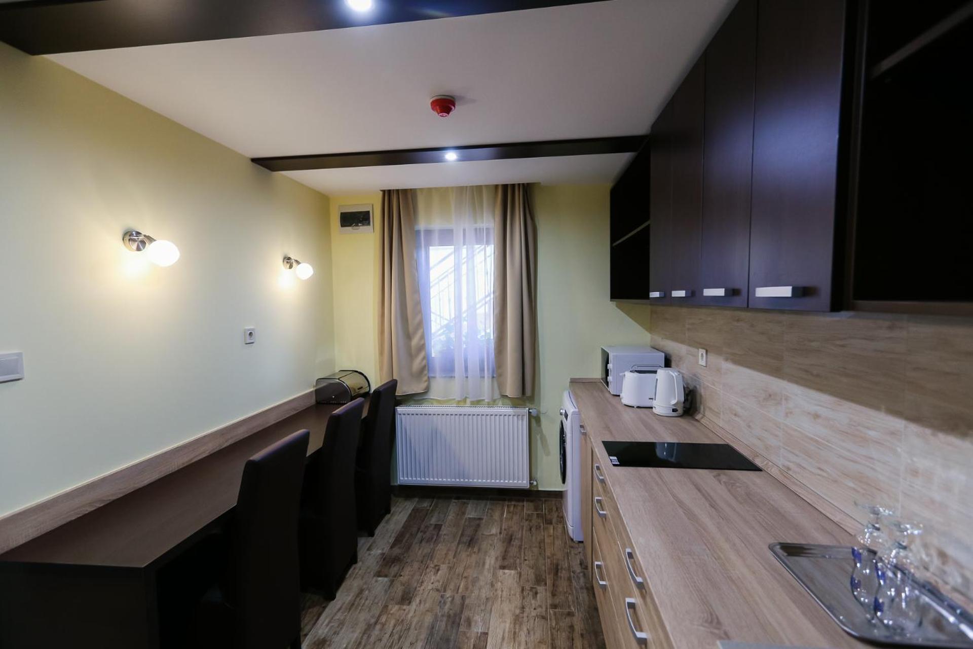 Apartment - Photo 10
