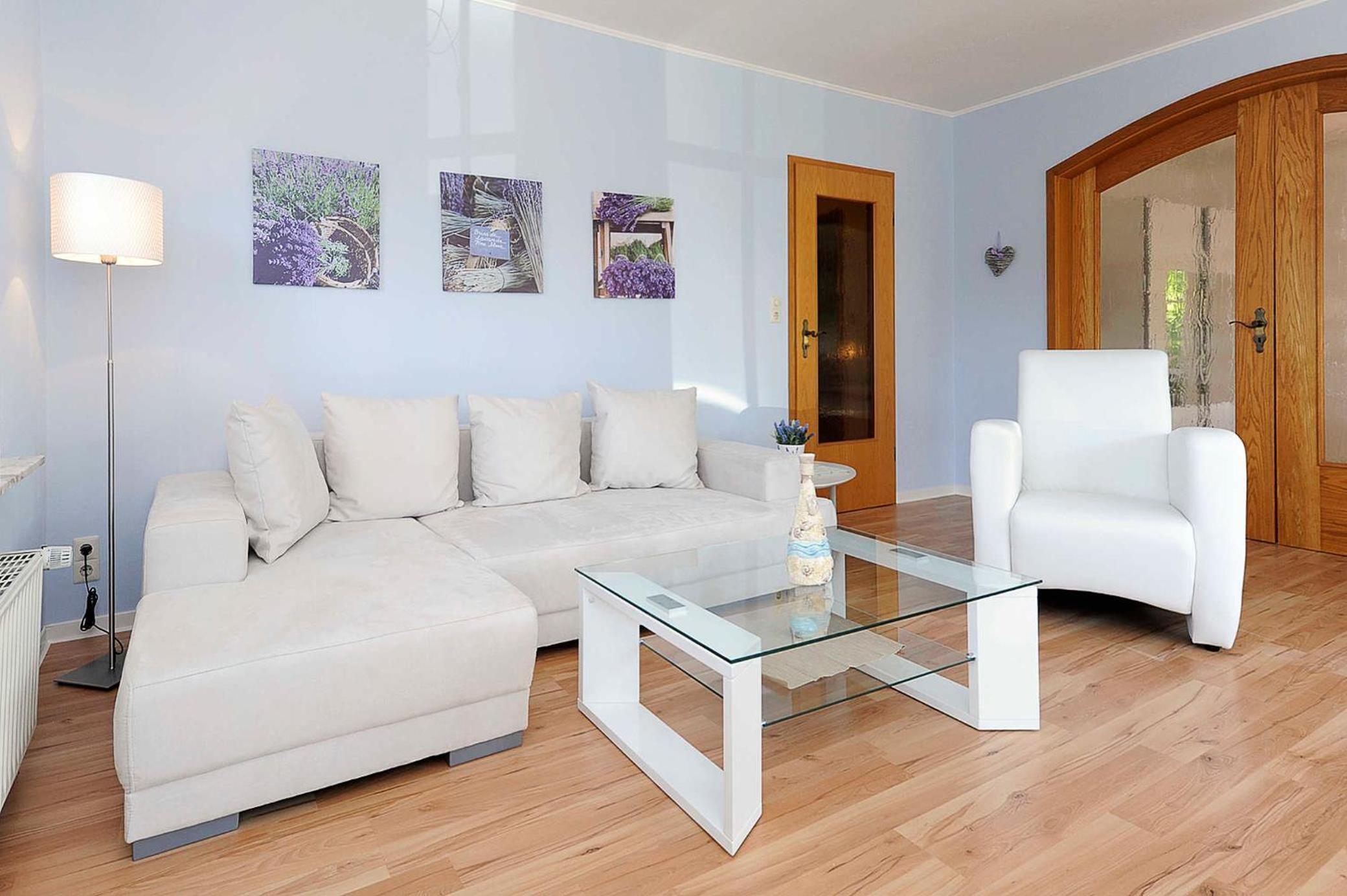 Apartment with Terrace photo 3