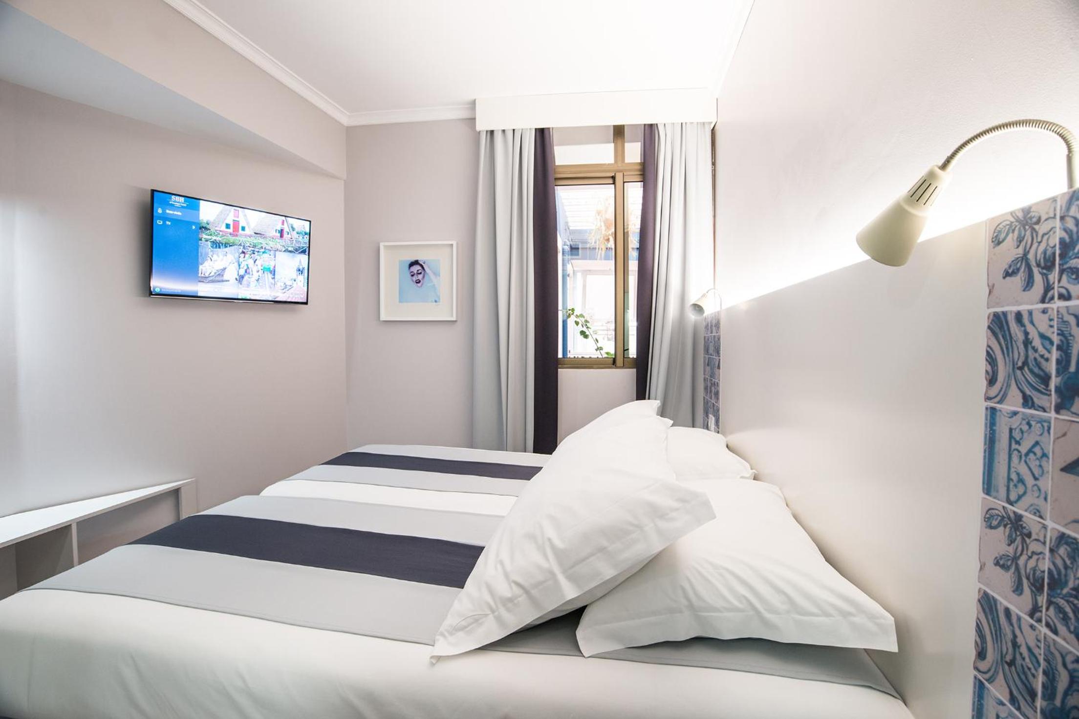 Standard Double Room - Photo 1