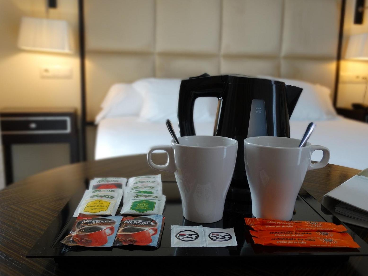 Deluxe Room - Photo 4