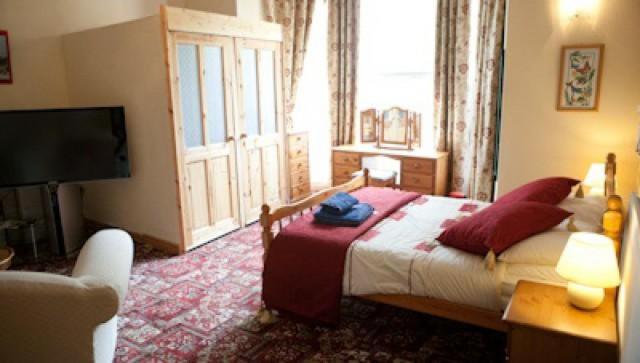 Deluxe King Room - Photo 2