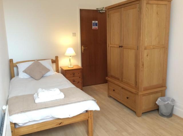 Standard Single Room with Shared Bathroom photo 1