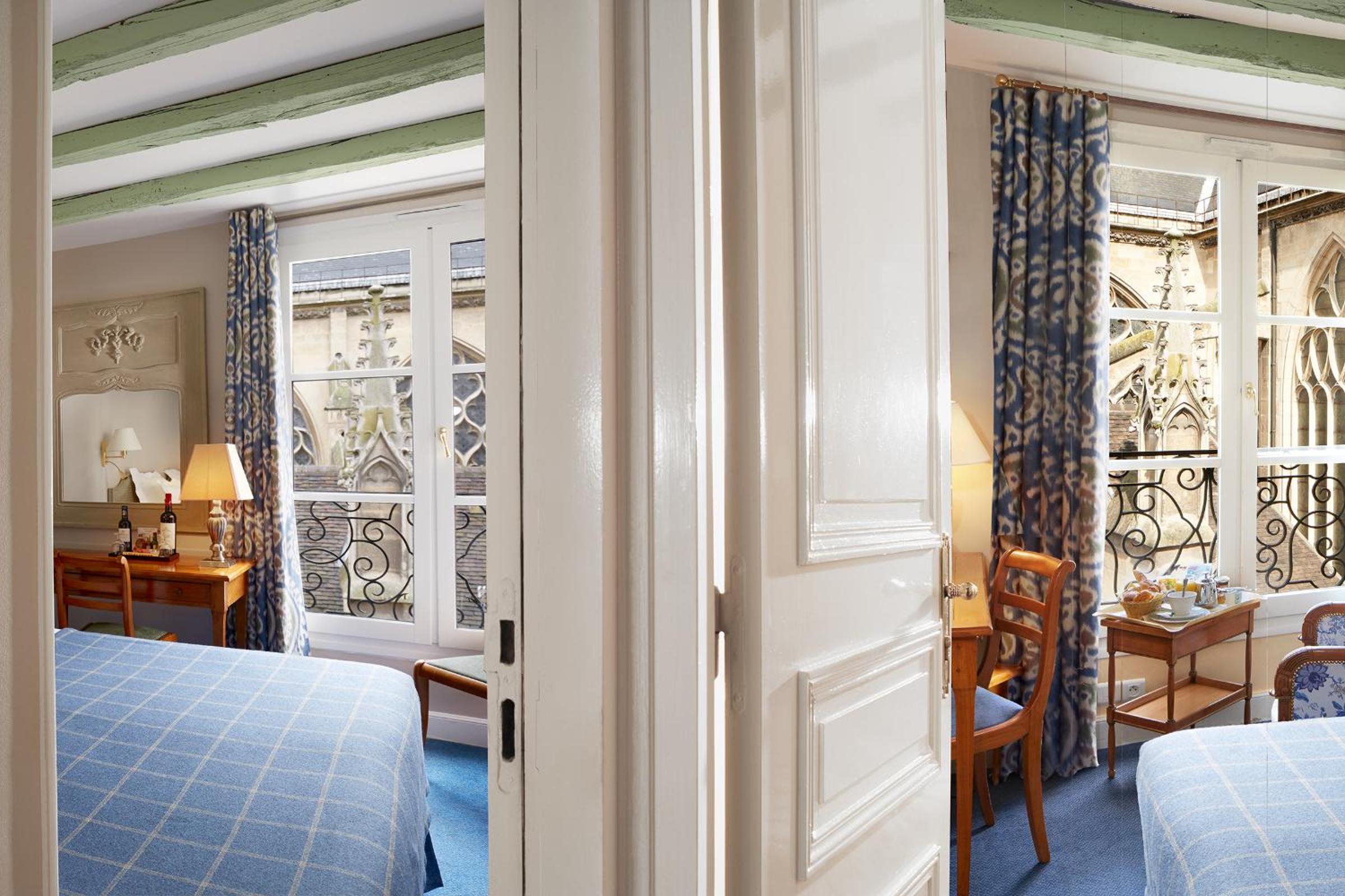 2 Connecting Rooms (4 Adults) photo 3