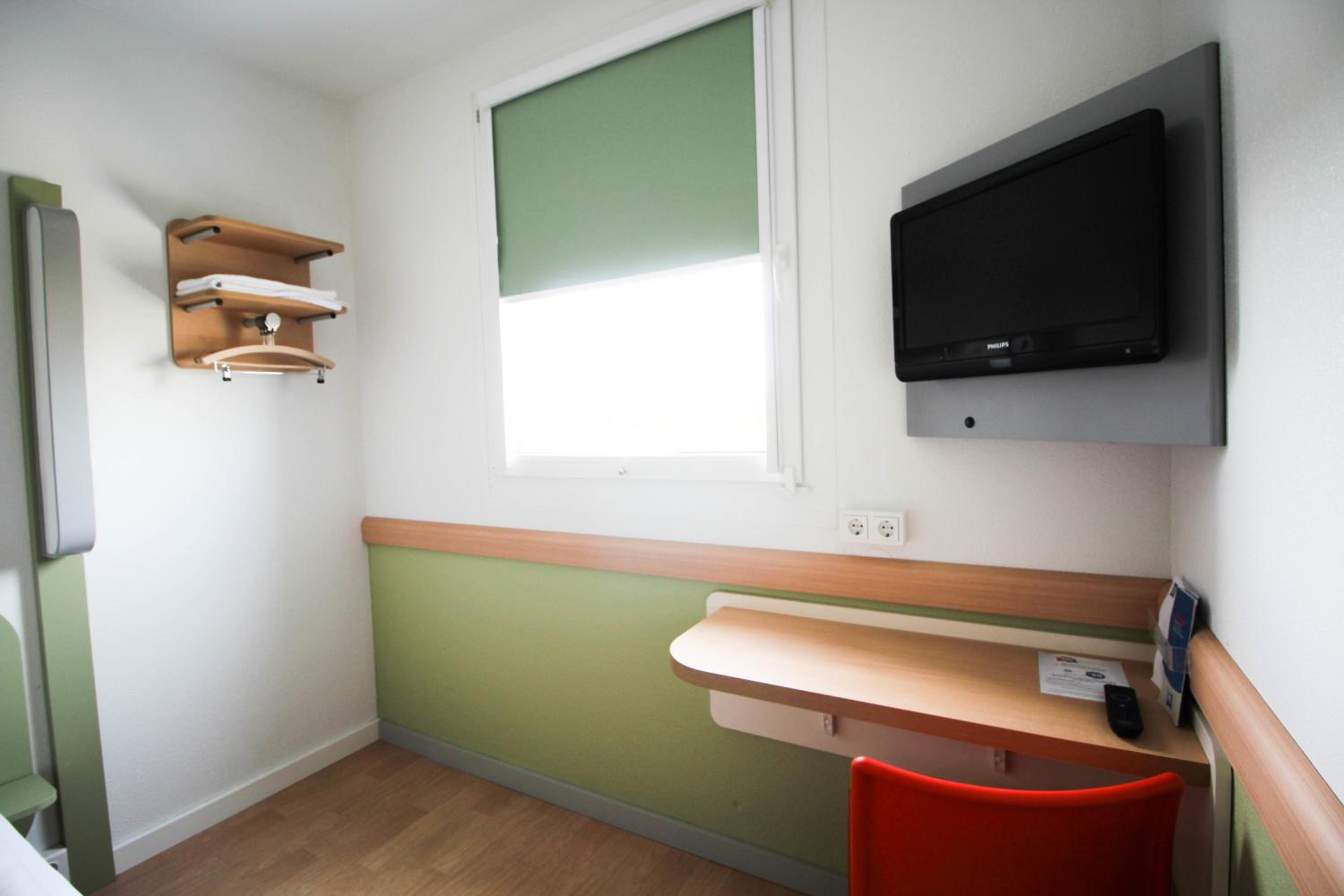 Standard  Room - Photo 3