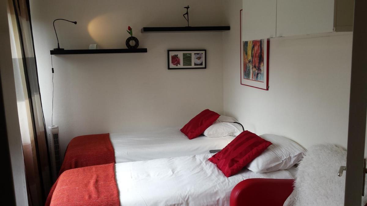 Budget Twin Room photo 1