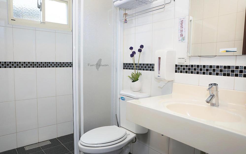 Double Room - Photo 15