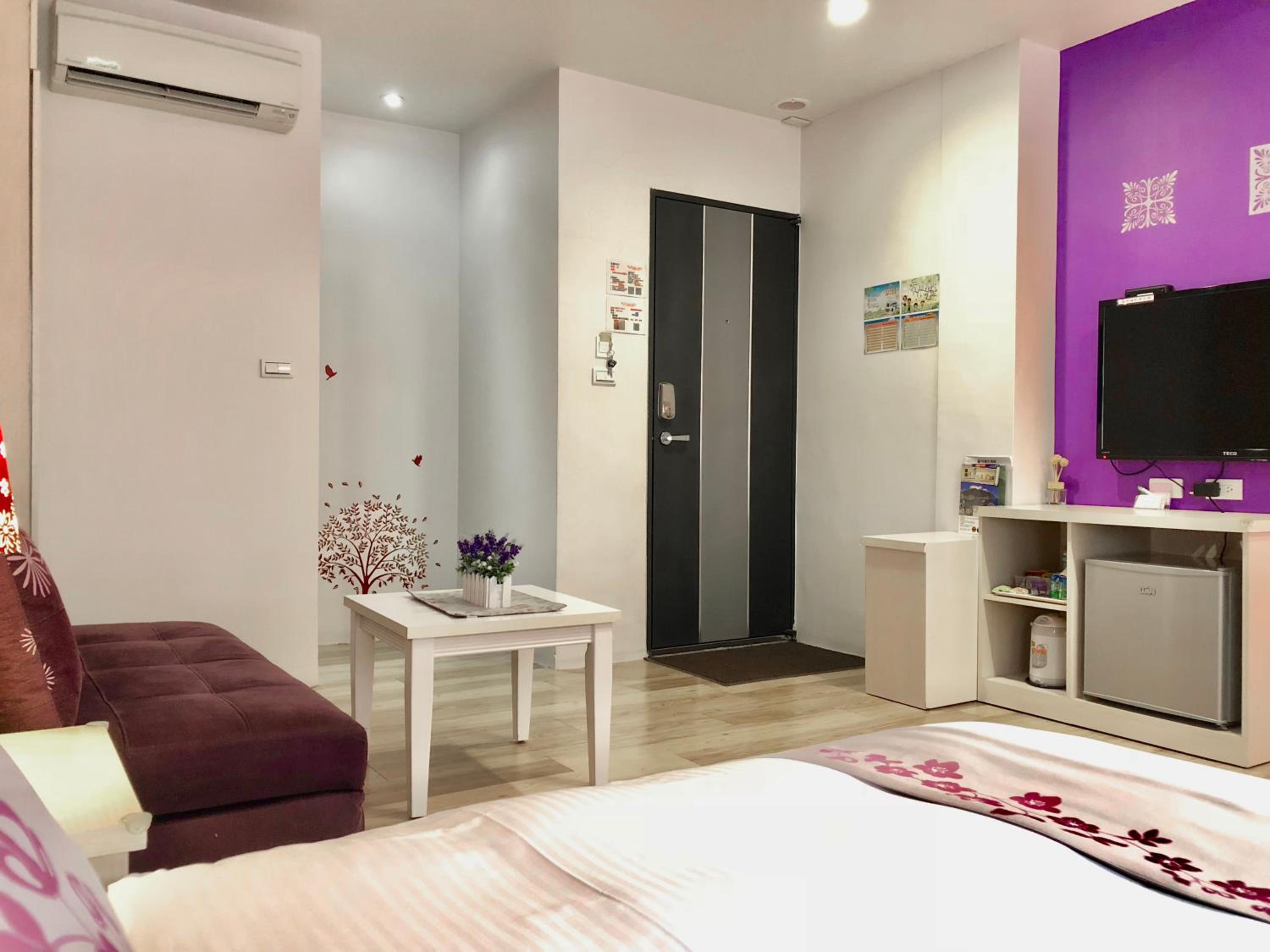 Double Room - Photo 17