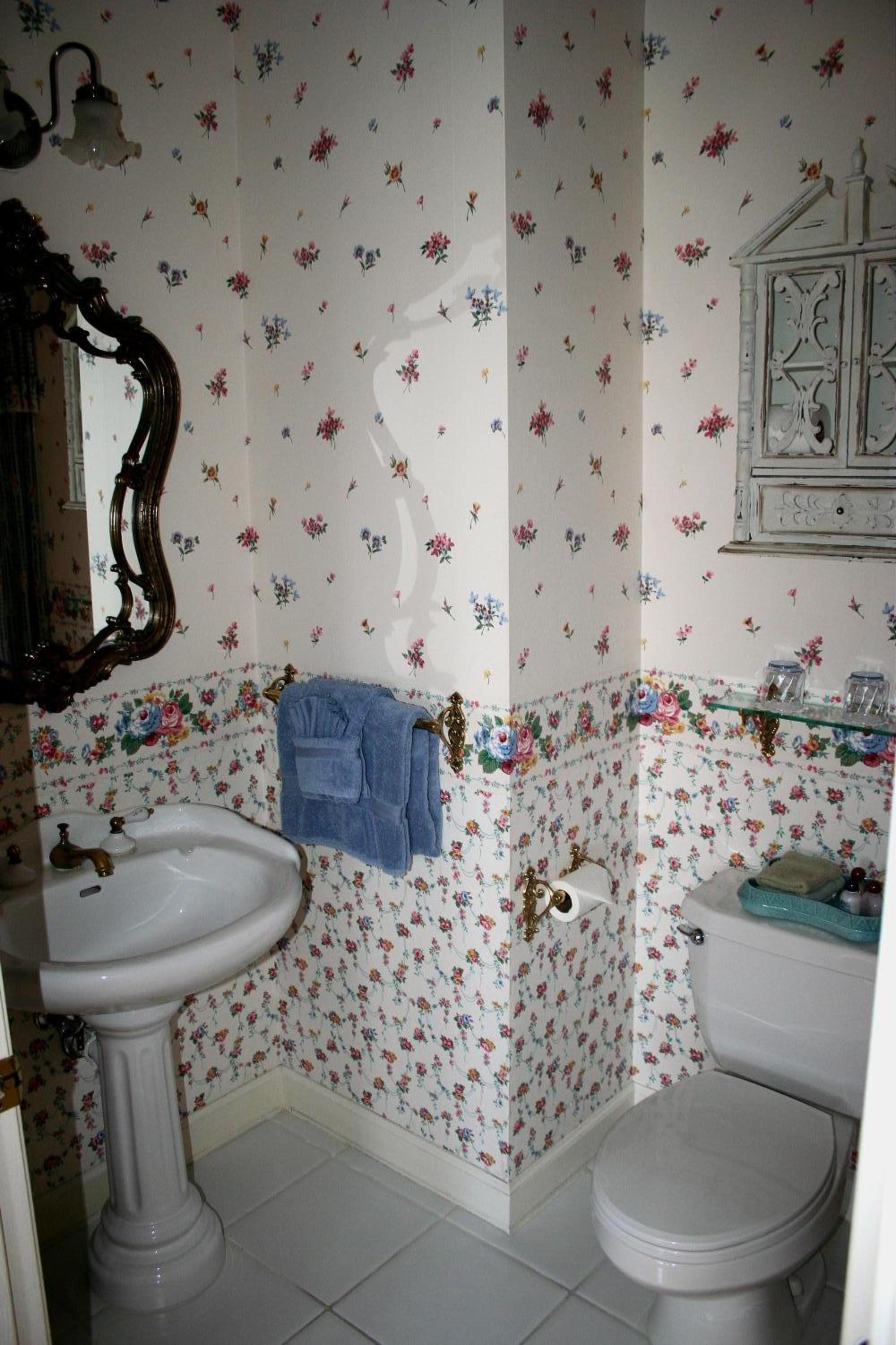Standard King Room Not Pet Friendly  photo 2
