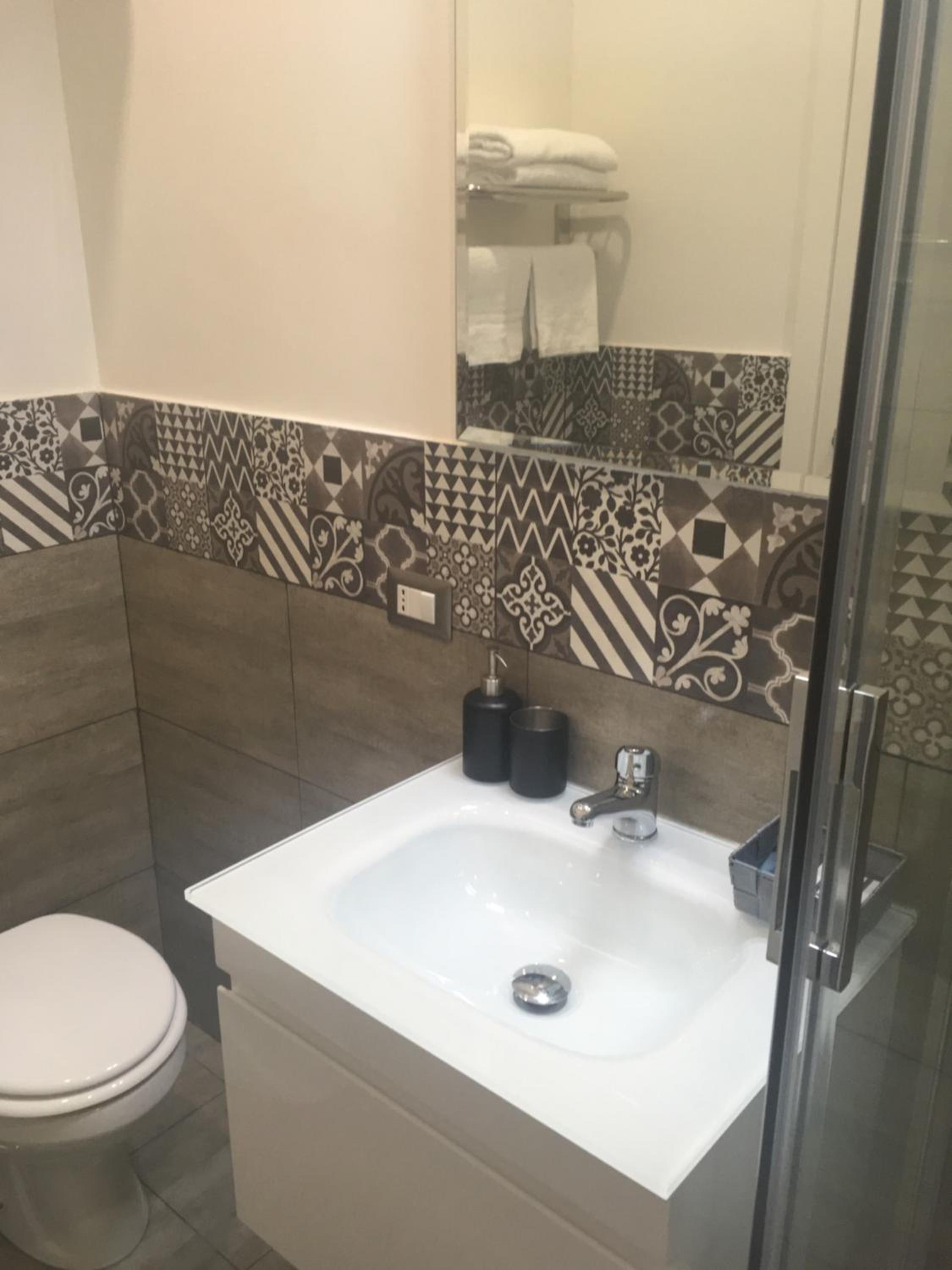 Double Room with Private Bathroom photo 3