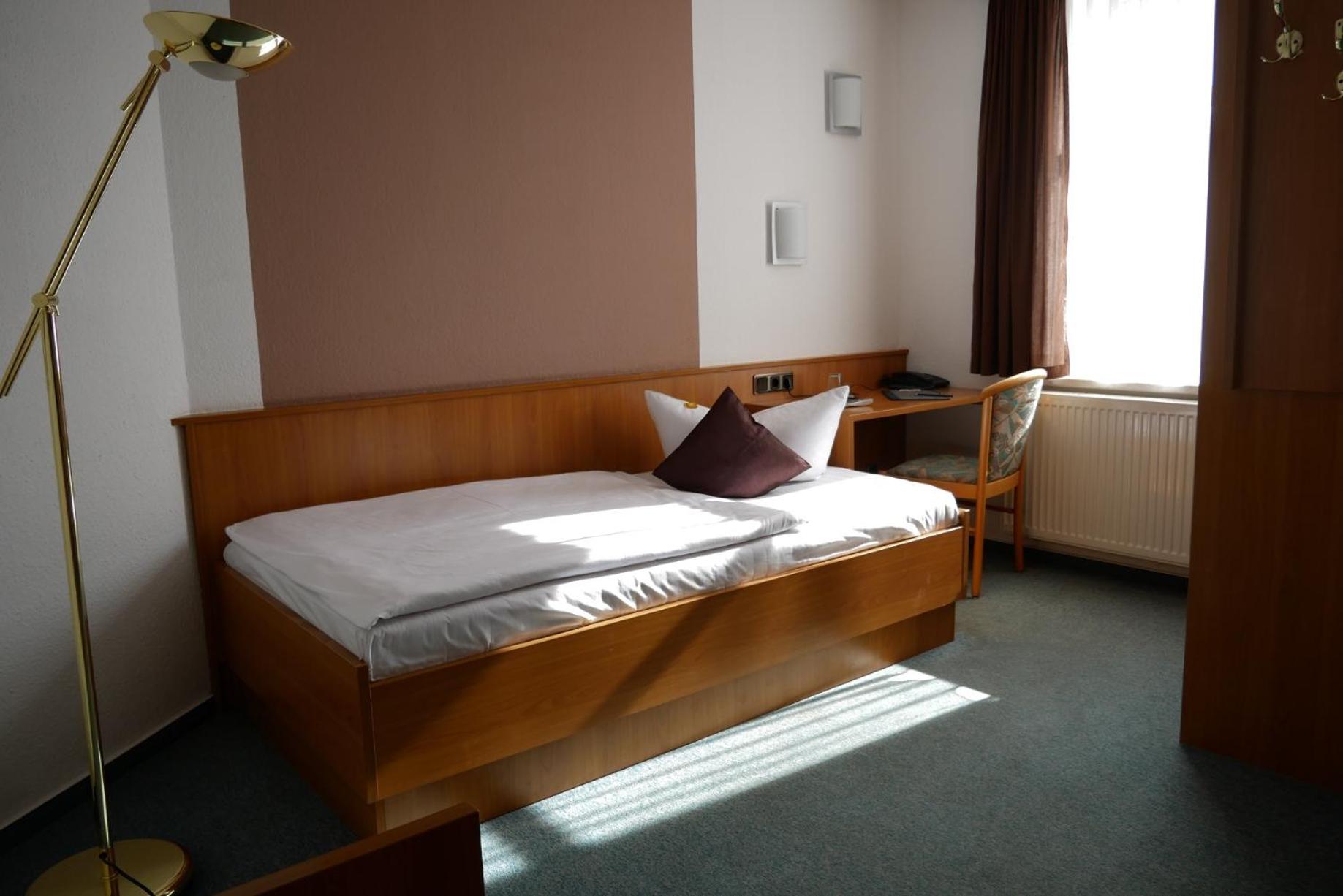 Single Room photo 3