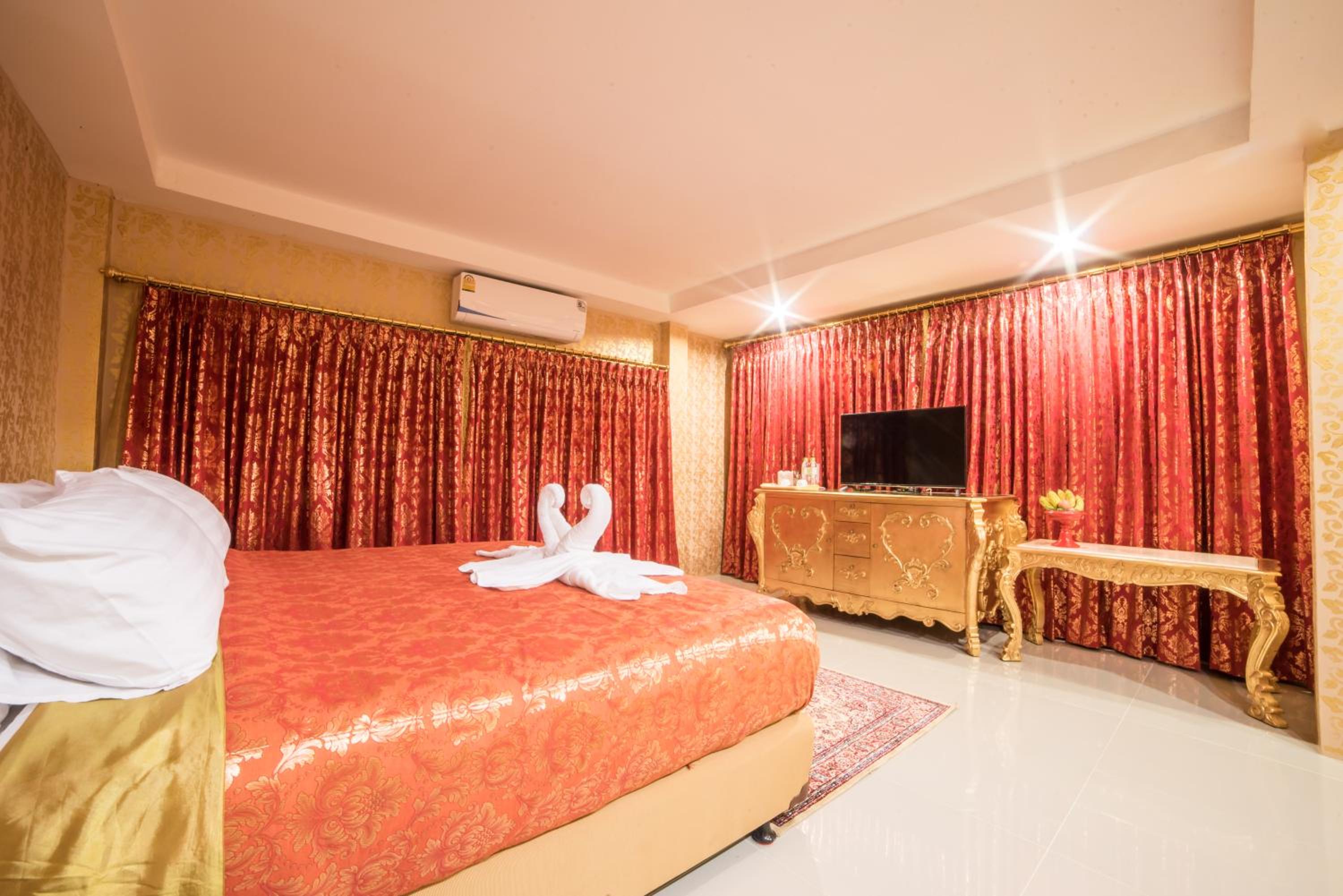 Deluxe Double Room photo 3