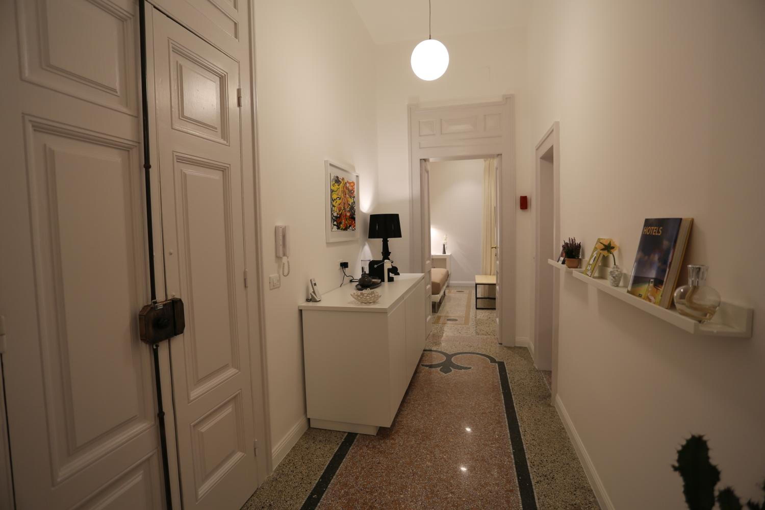 Deluxe Double or Twin Room photo 1